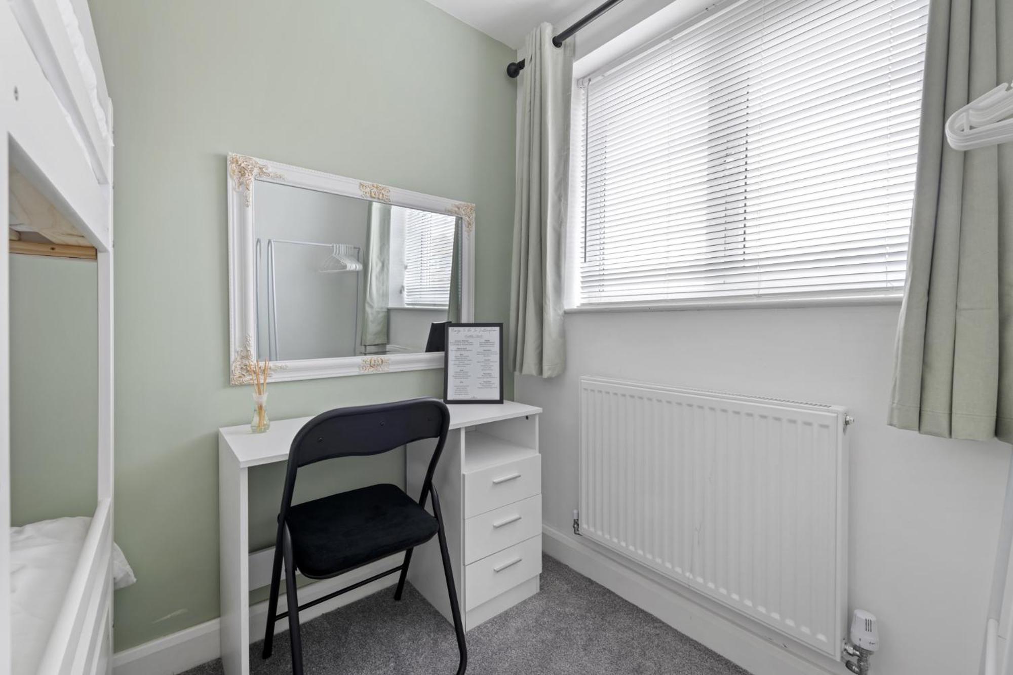 2br House - Easy Access To Transport & Centre Nottingham
