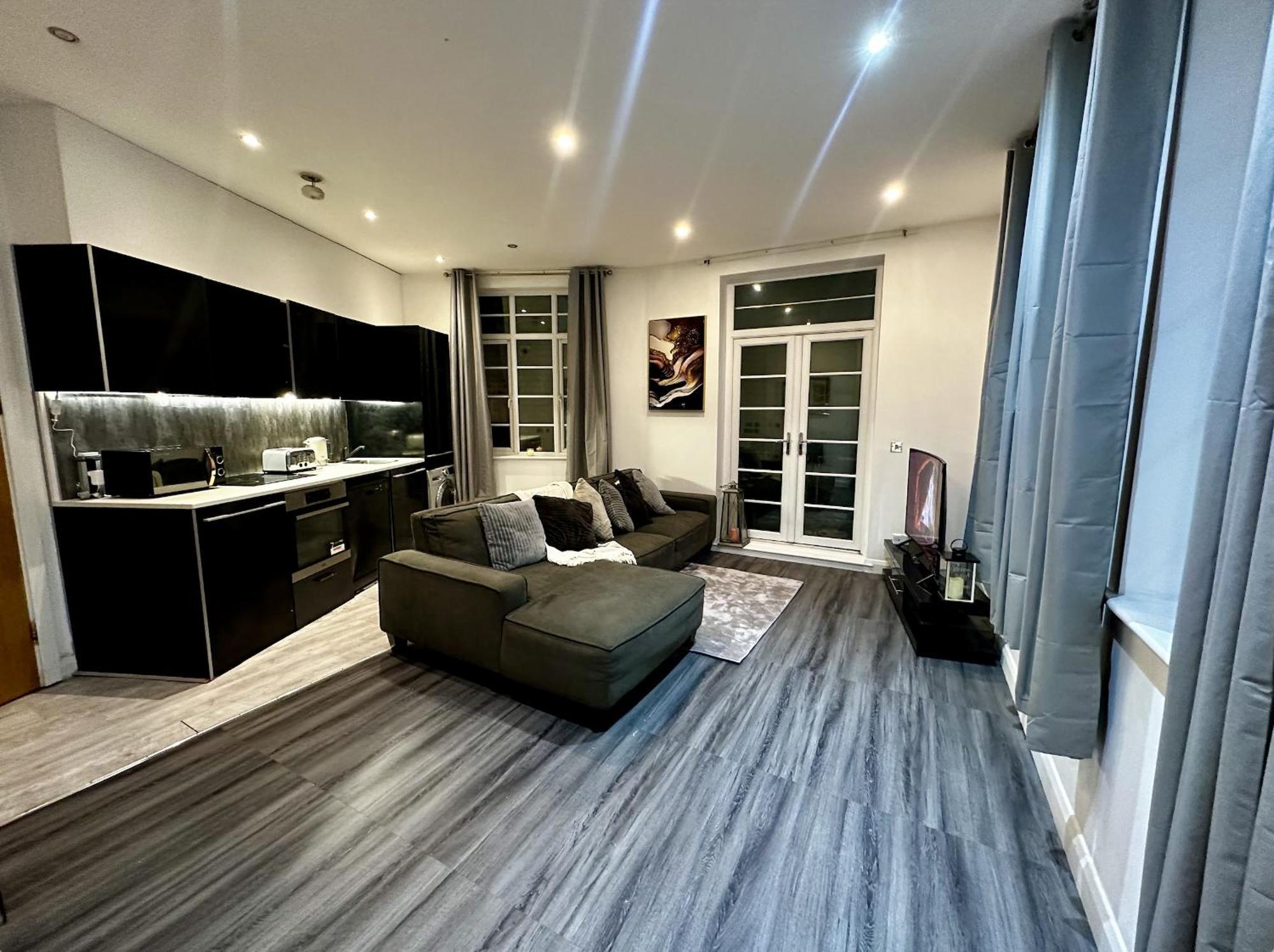 Nottingham City Centre 3 Bed Luxury Apartment * Nottingham