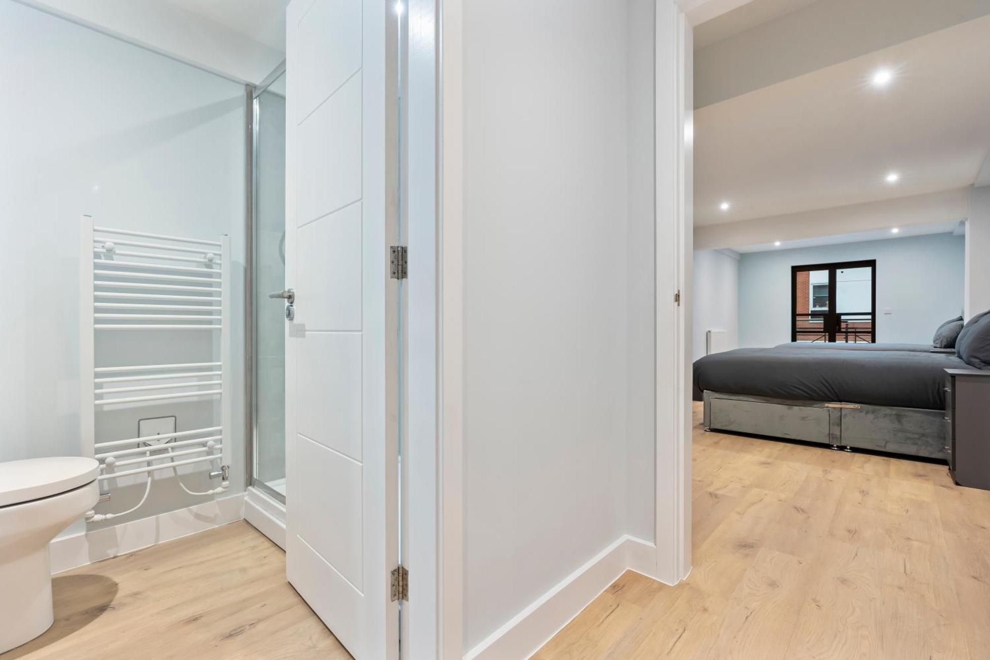 Camila's Penthouse * Nottingham