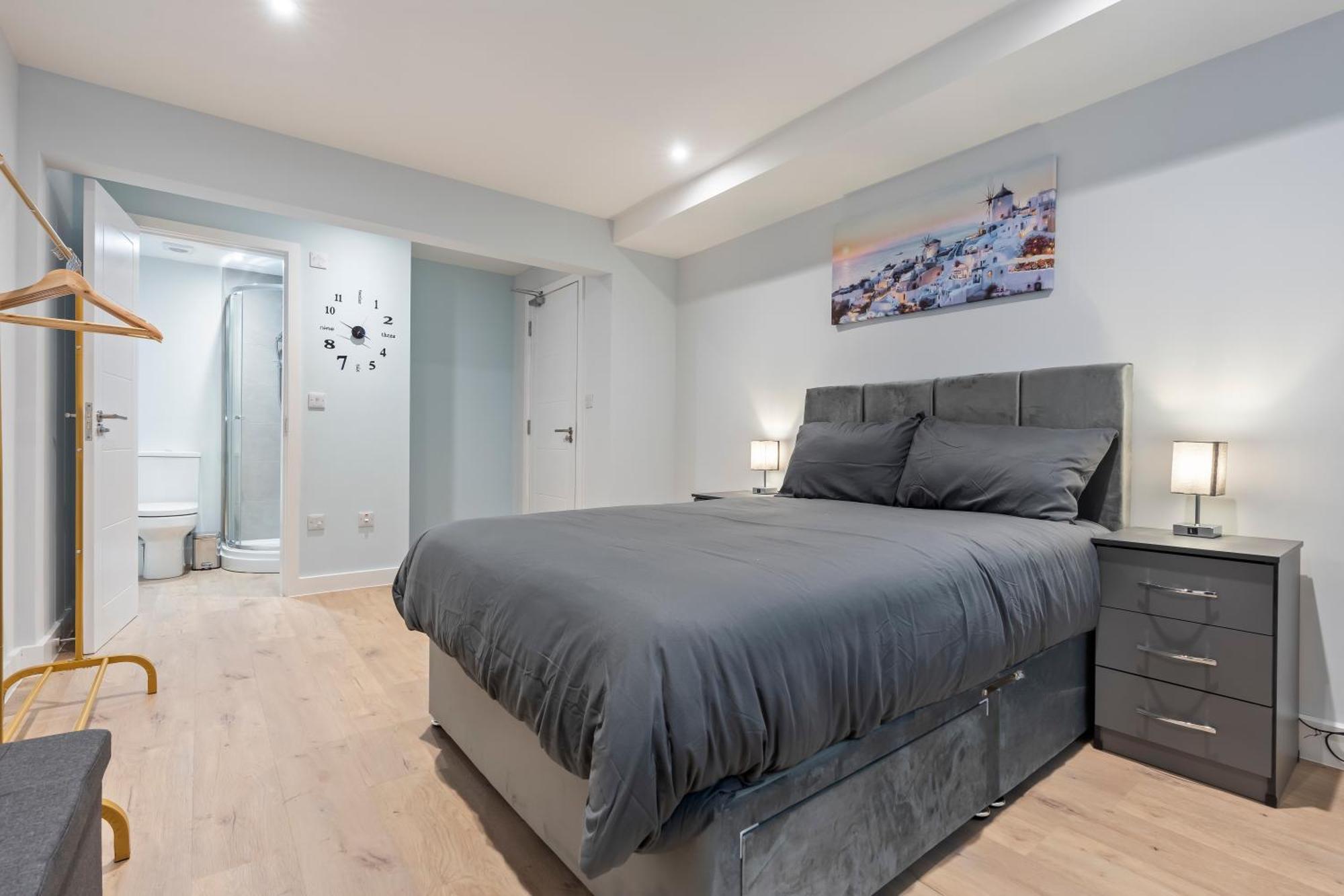Camila's Penthouse * Nottingham
