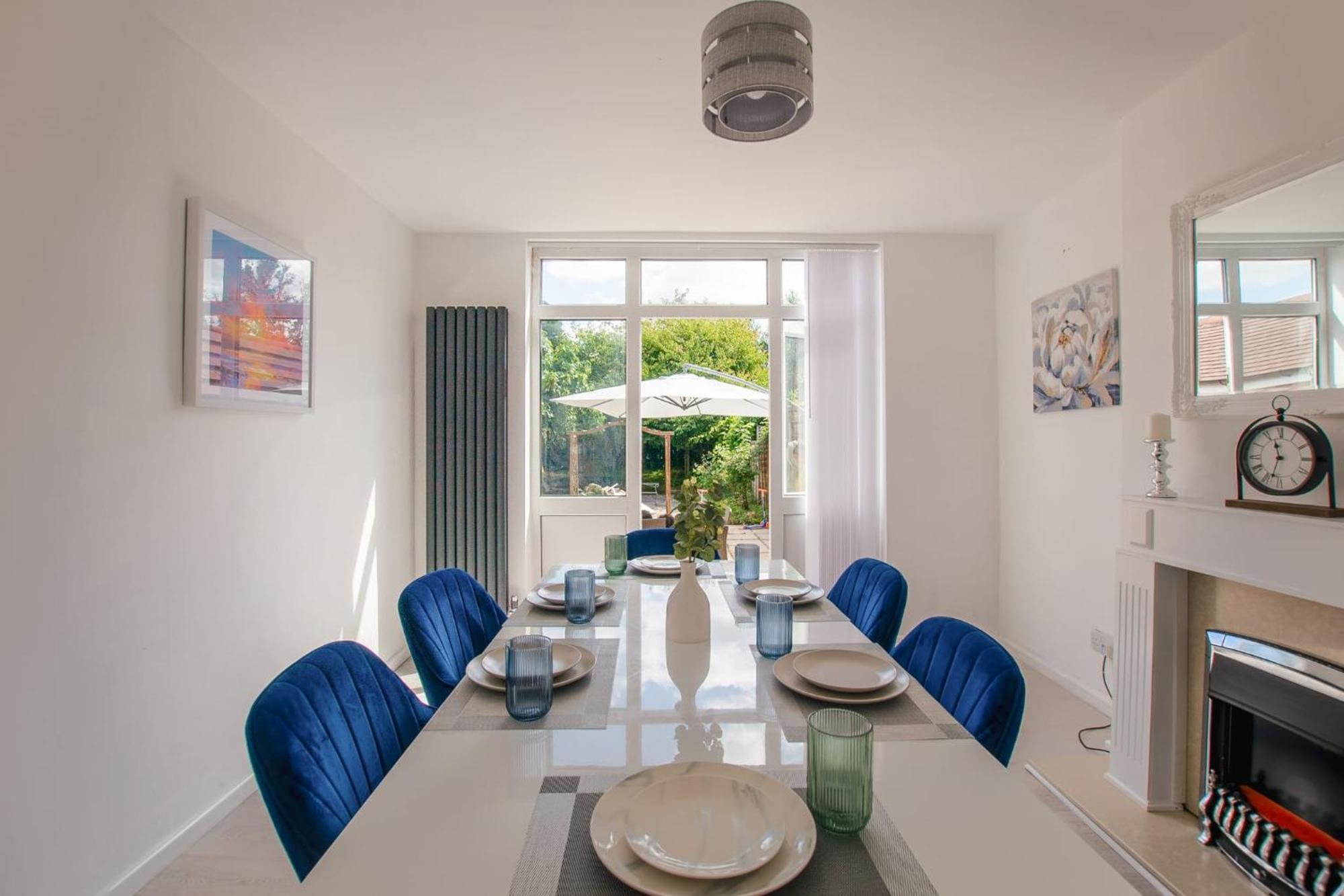 Holiday home Perfect Family & Business With Parking *