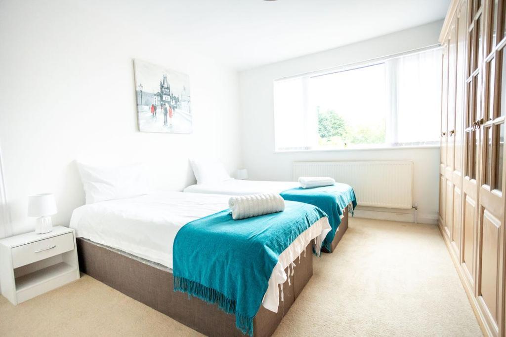 Perfect Family & Business With Parking Holiday home *