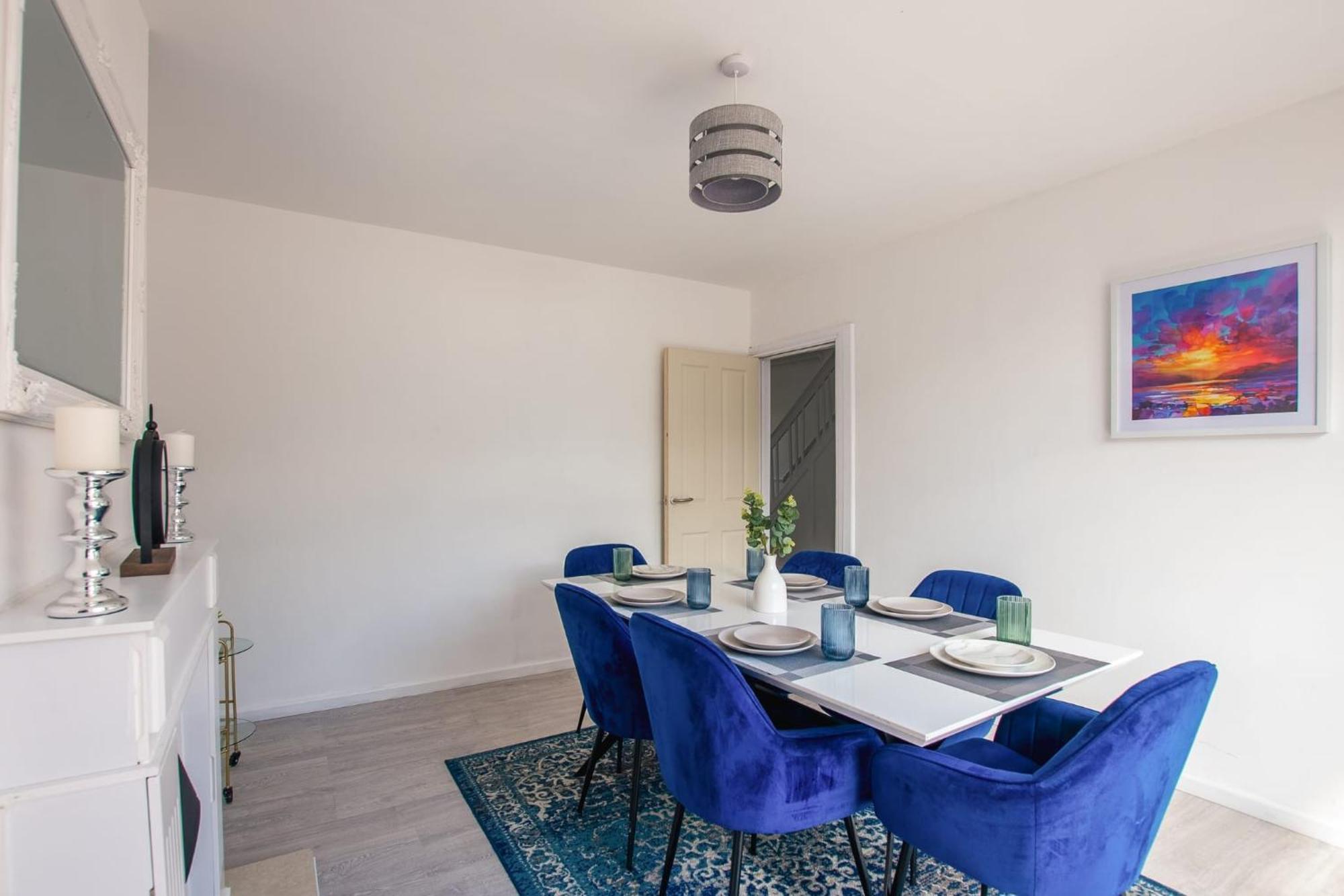 Holiday home Perfect Family & Business With Parking *