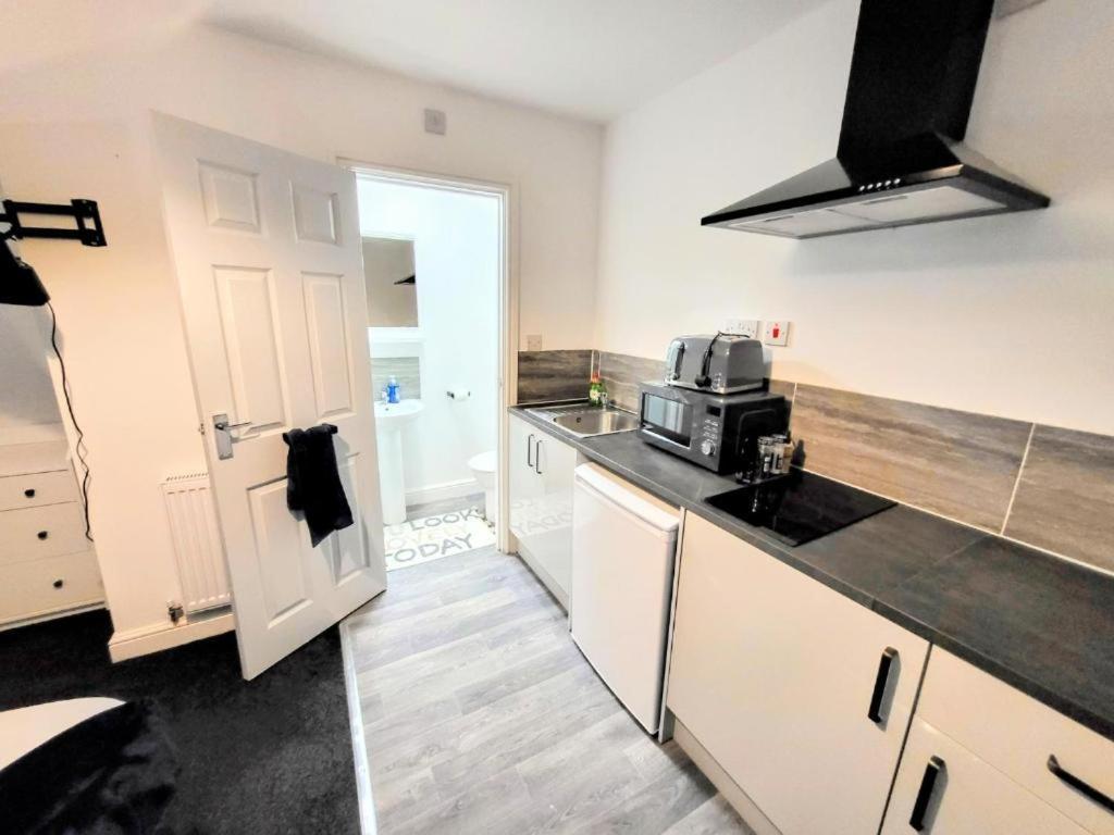 Comfortable - Burford Rd Guest house