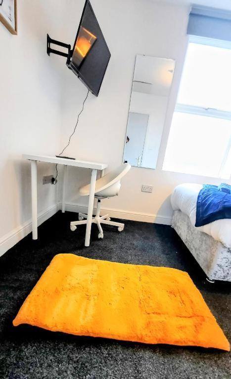 Comfortable - Burford Road * Nottingham