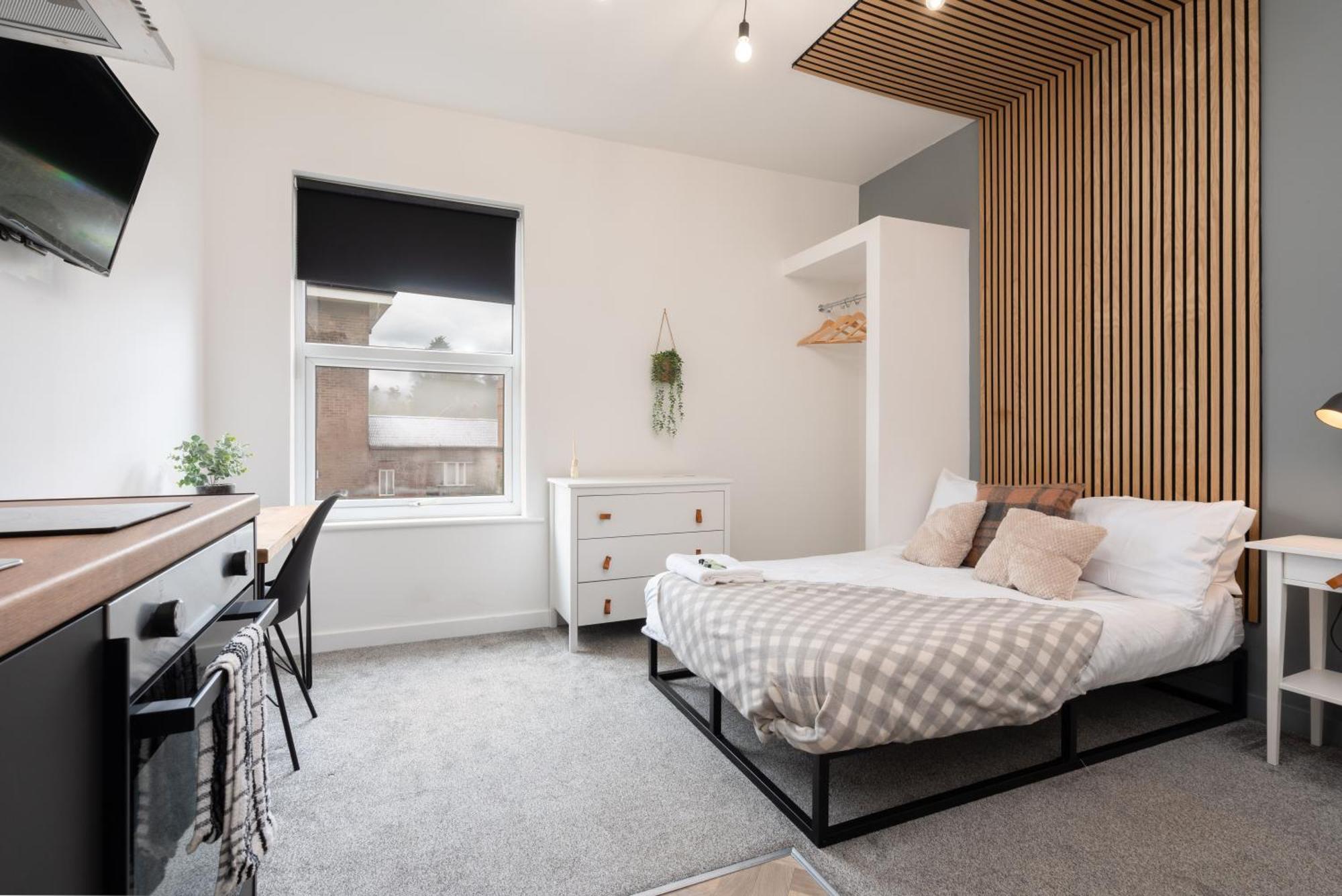 8br Style & En-suite - Free Parking - Spec *