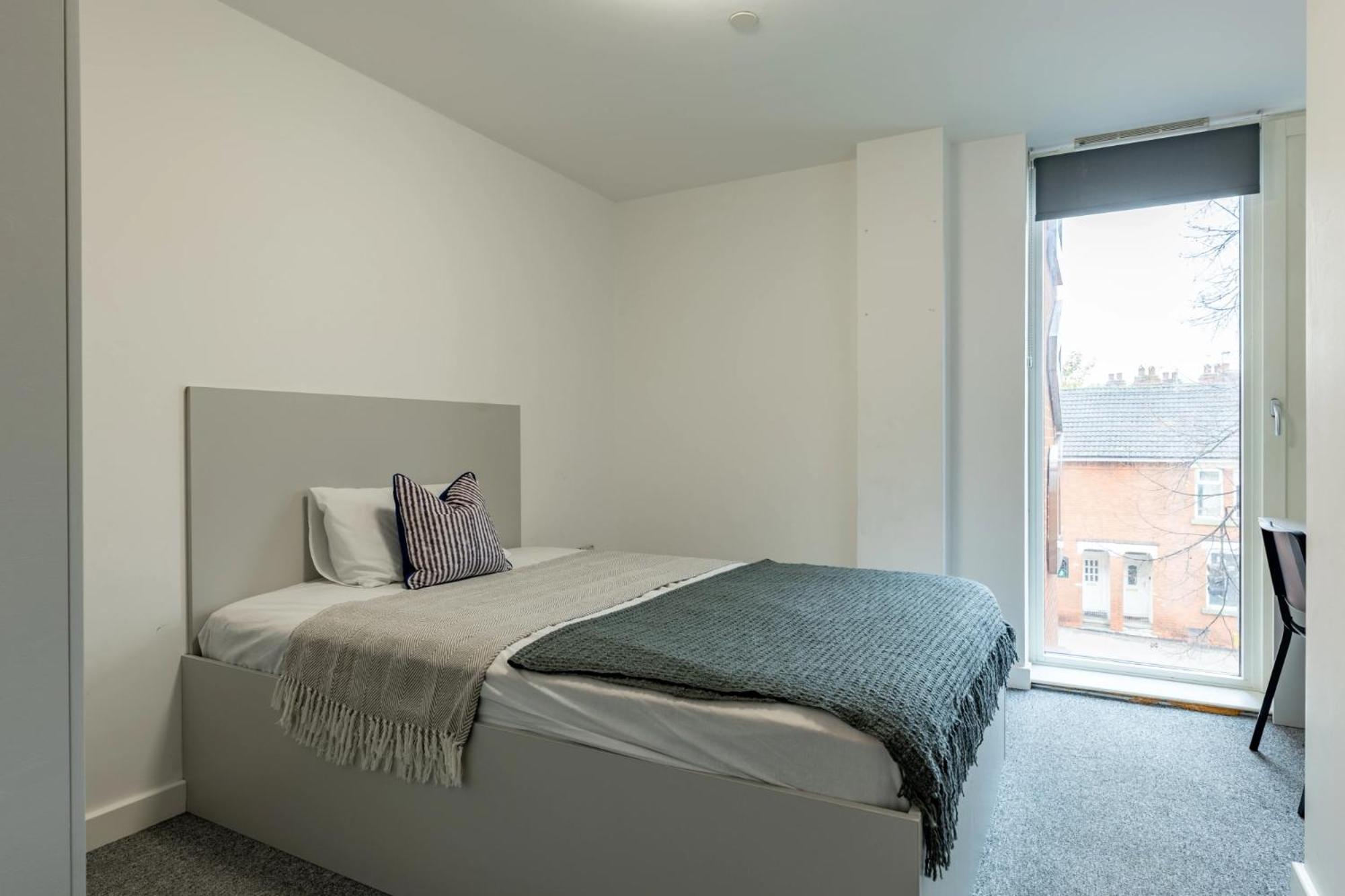 For Students Only Spacious And At Radford Mill In *