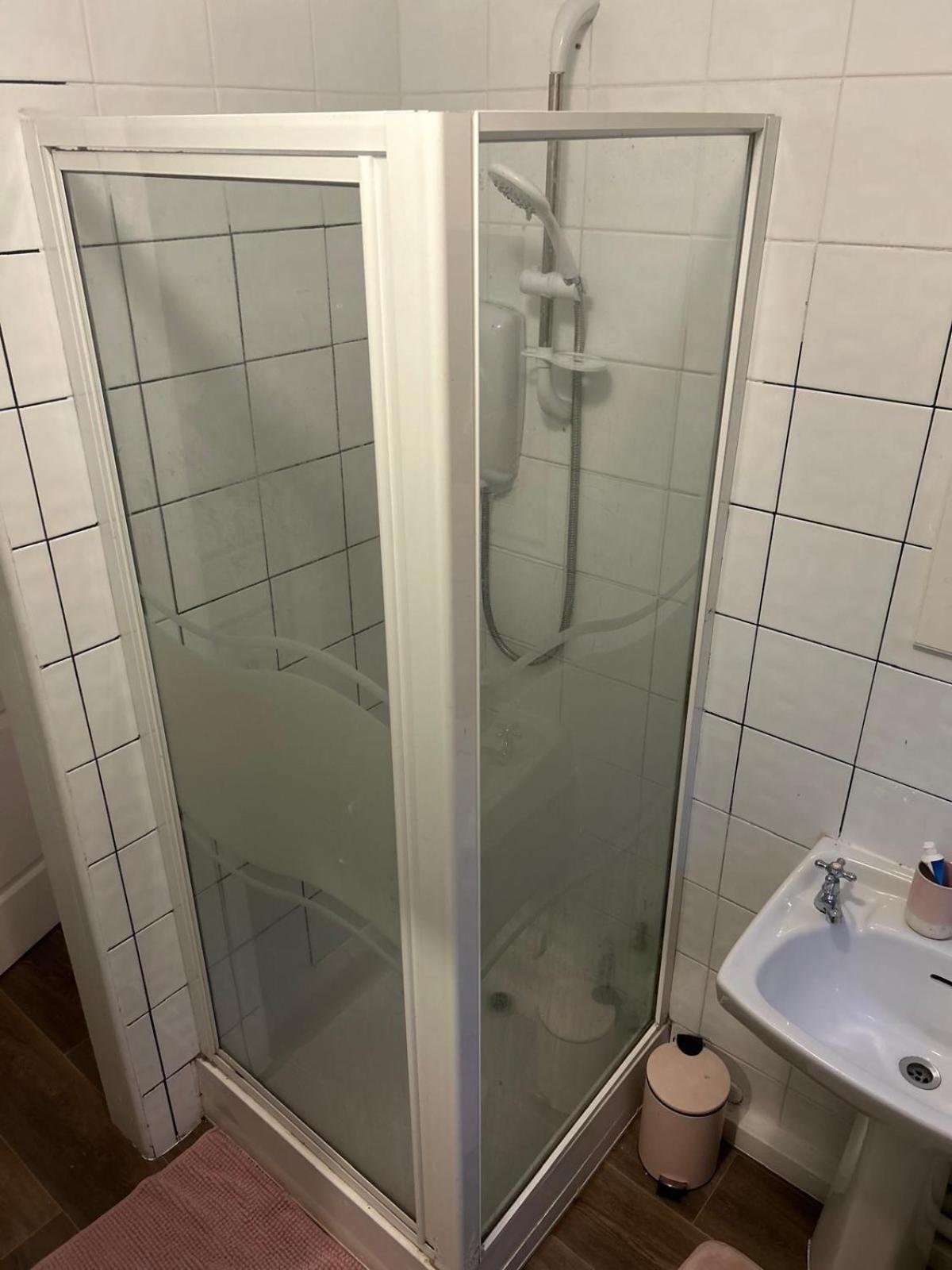 Apartment Cosy Ground Floor With Fantastic Transport Links *