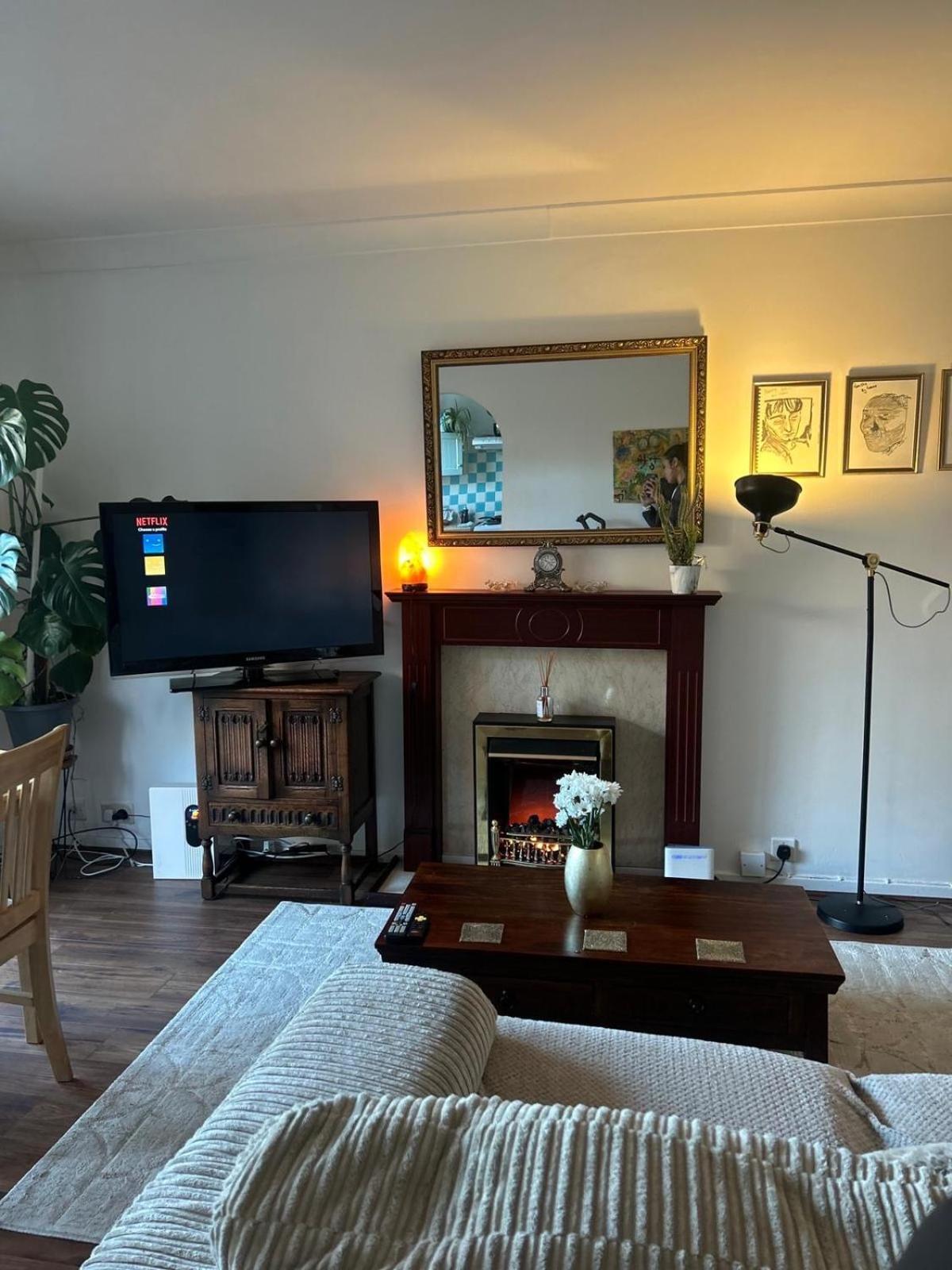 Apartment Cosy Ground Floor With Fantastic Transport Links