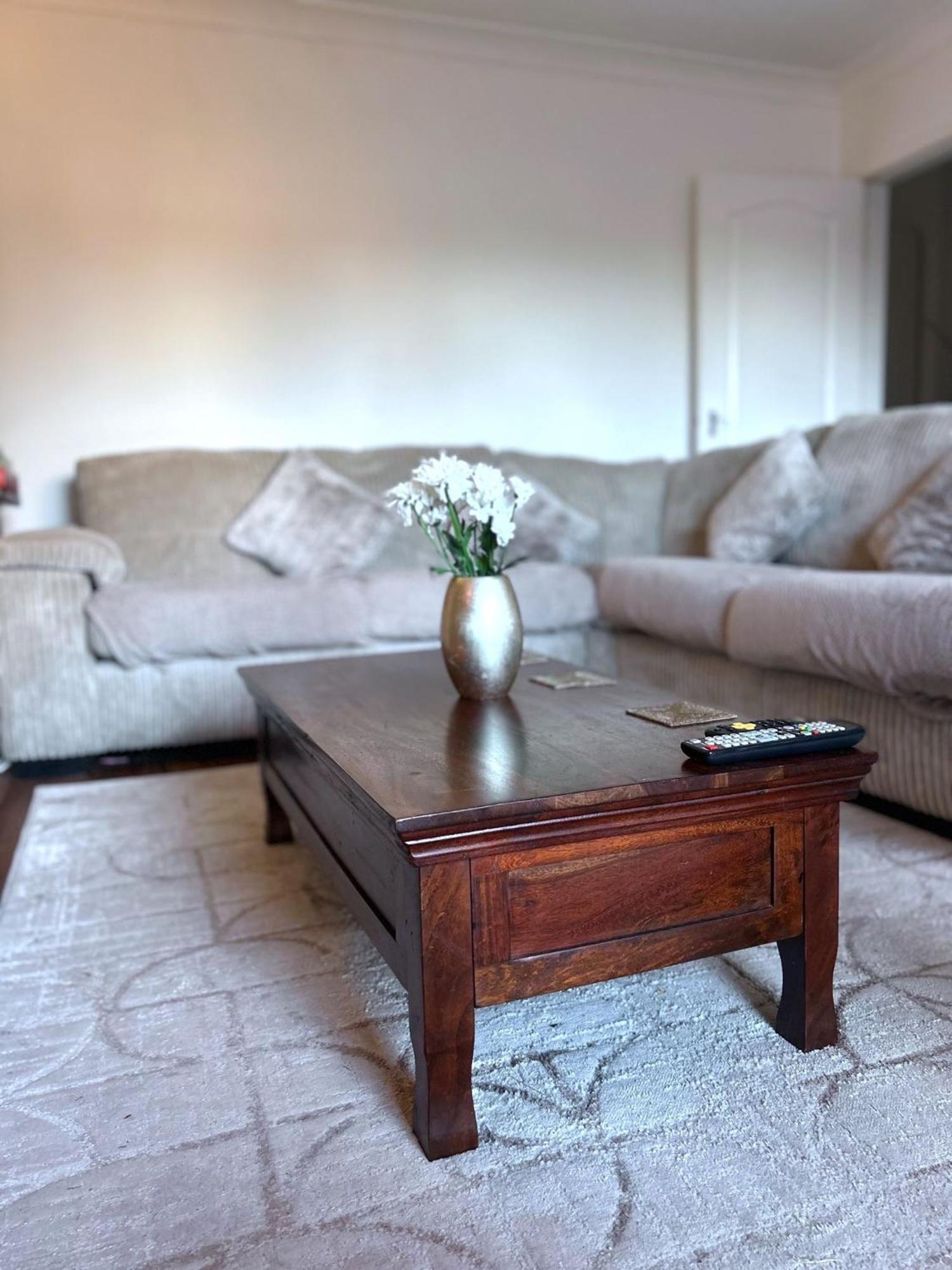 Apartment Cosy Ground Floor With Fantastic Transport Links *