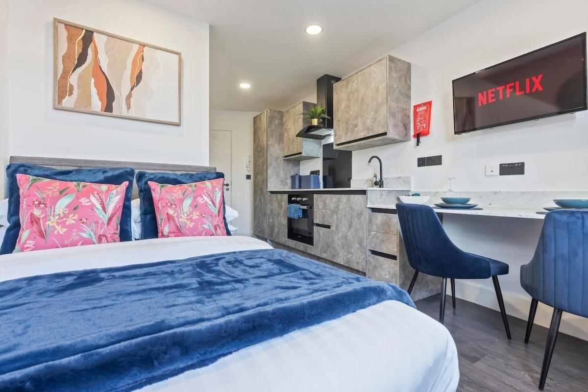Cityscape - - 1 Bed Nottingham