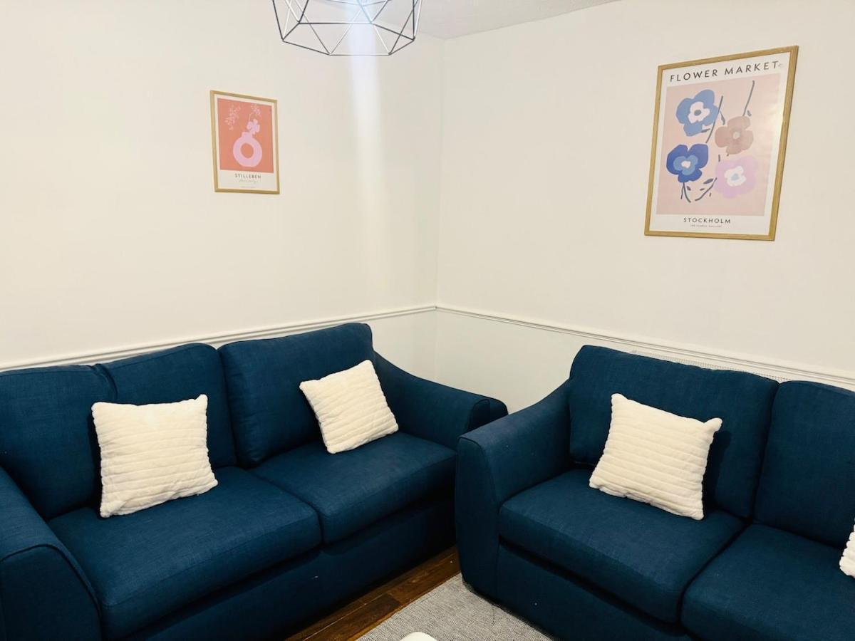 Apartment Trendy House 4-bed - Near Hospital, Bulwell, Qmc, City-centre & Transport Links - Prime Location
