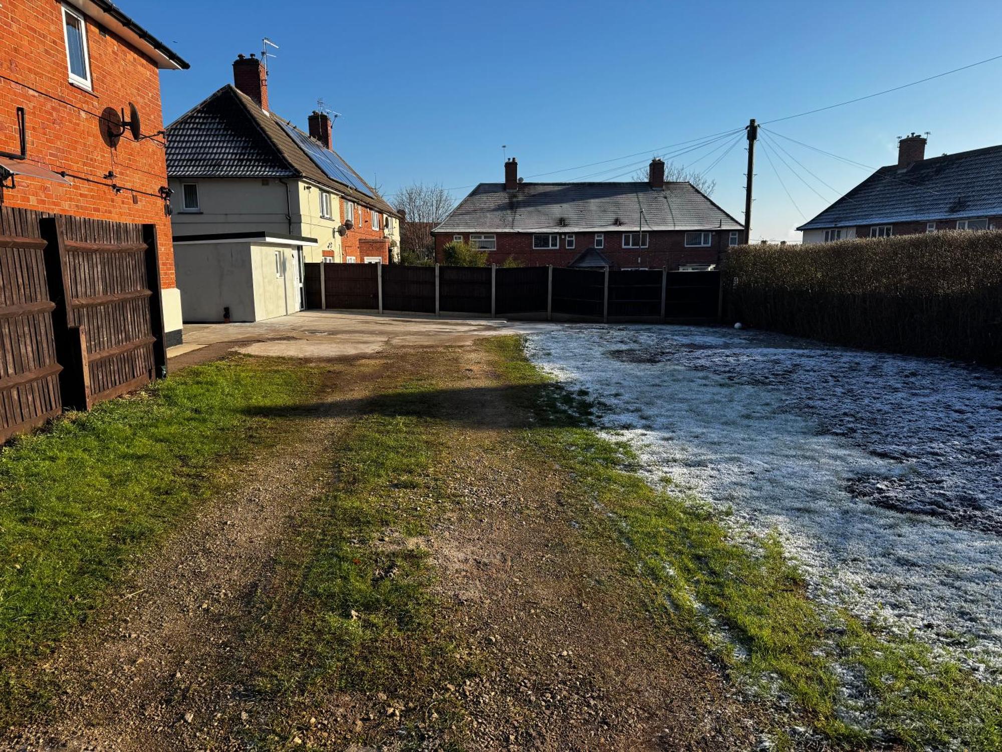 Holiday home Cosy Retreat On Seaton Crescent - Free Off-street Parking For 5 Cars, Wifi-500mb, Families & Contractors, Close To M1 Jct 26 Nottingham