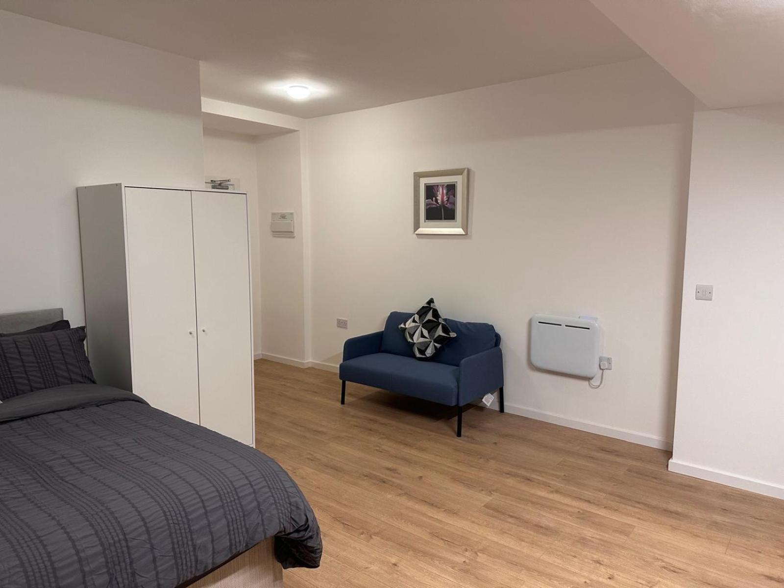 Apartment 43 Carlton Road *