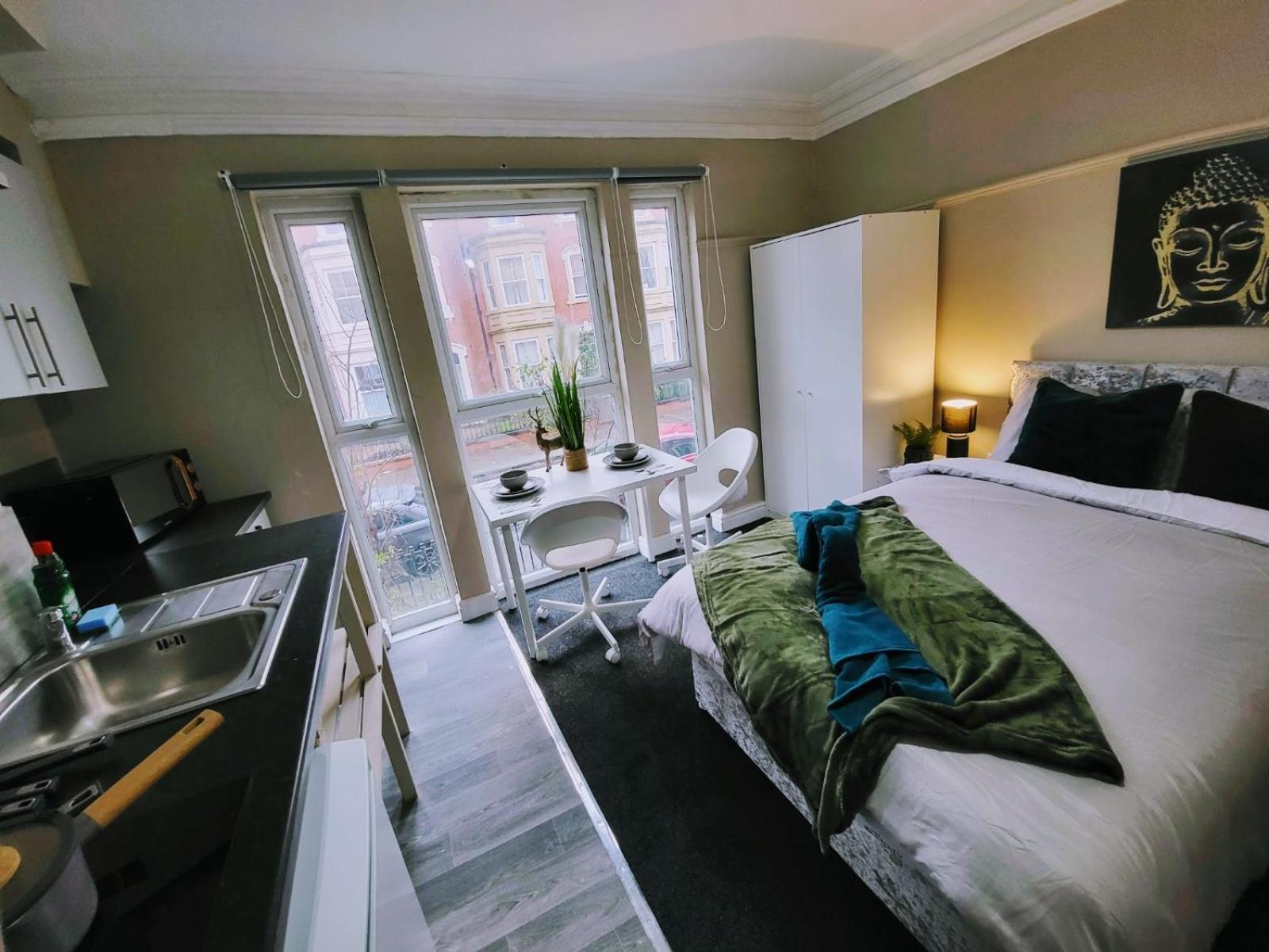Comfortable - Burns Street Guest house *