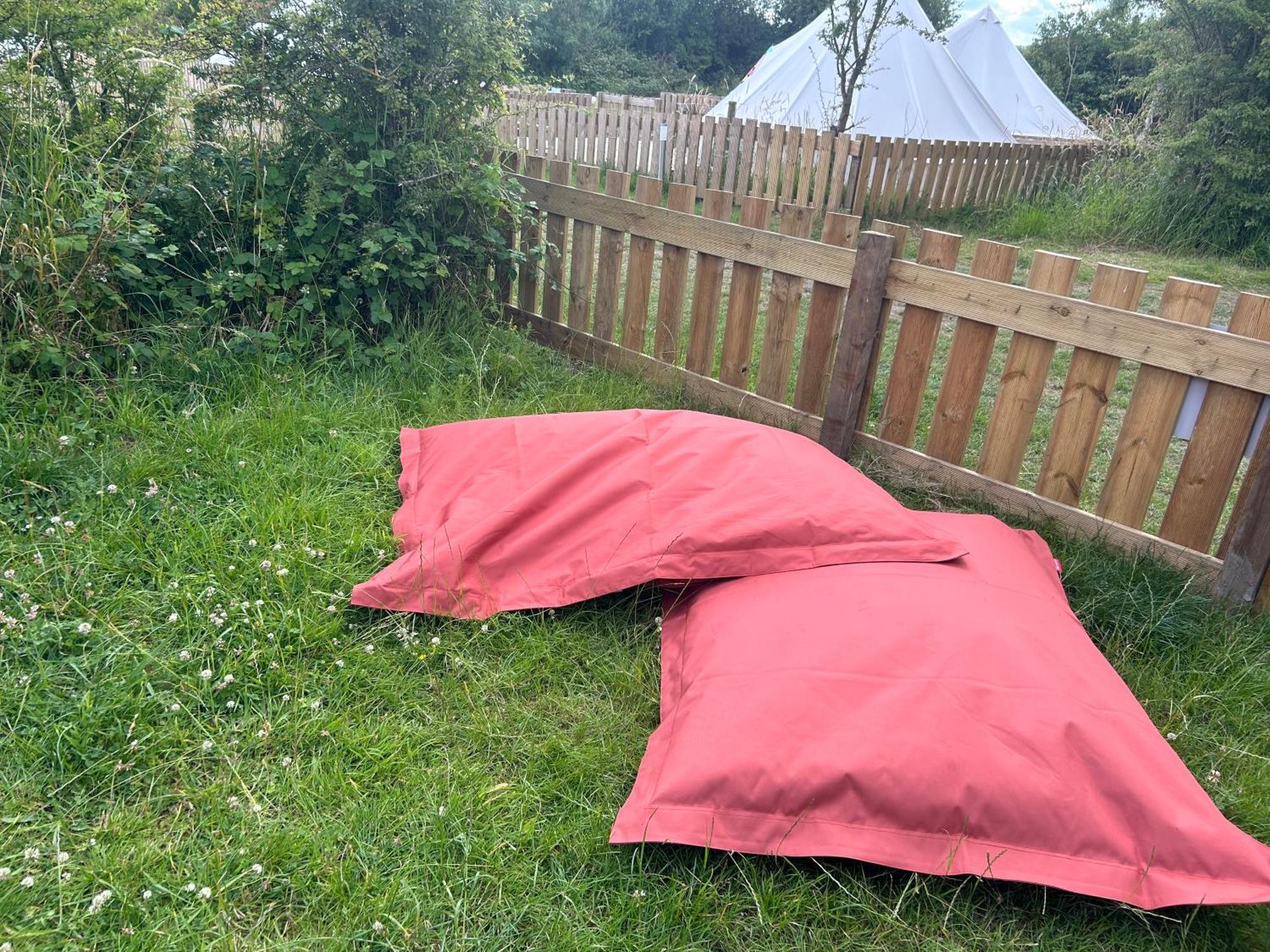 Tenda de luxo Spring Lakes Side Bell Tents