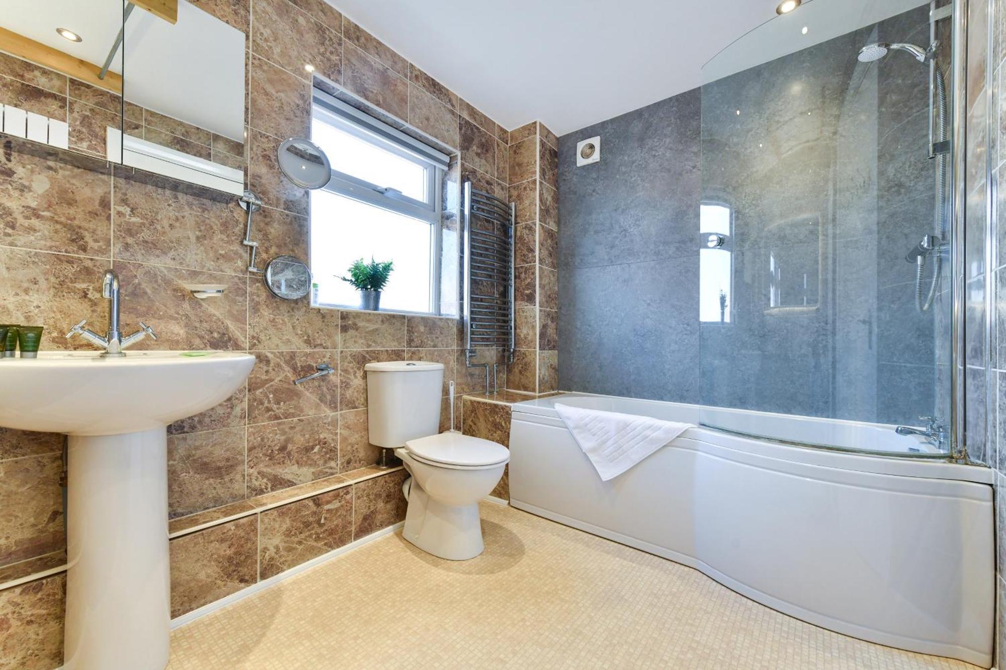 Morgan House- 4 Bed House, Near Trent Uni Casa de férias Nottingham