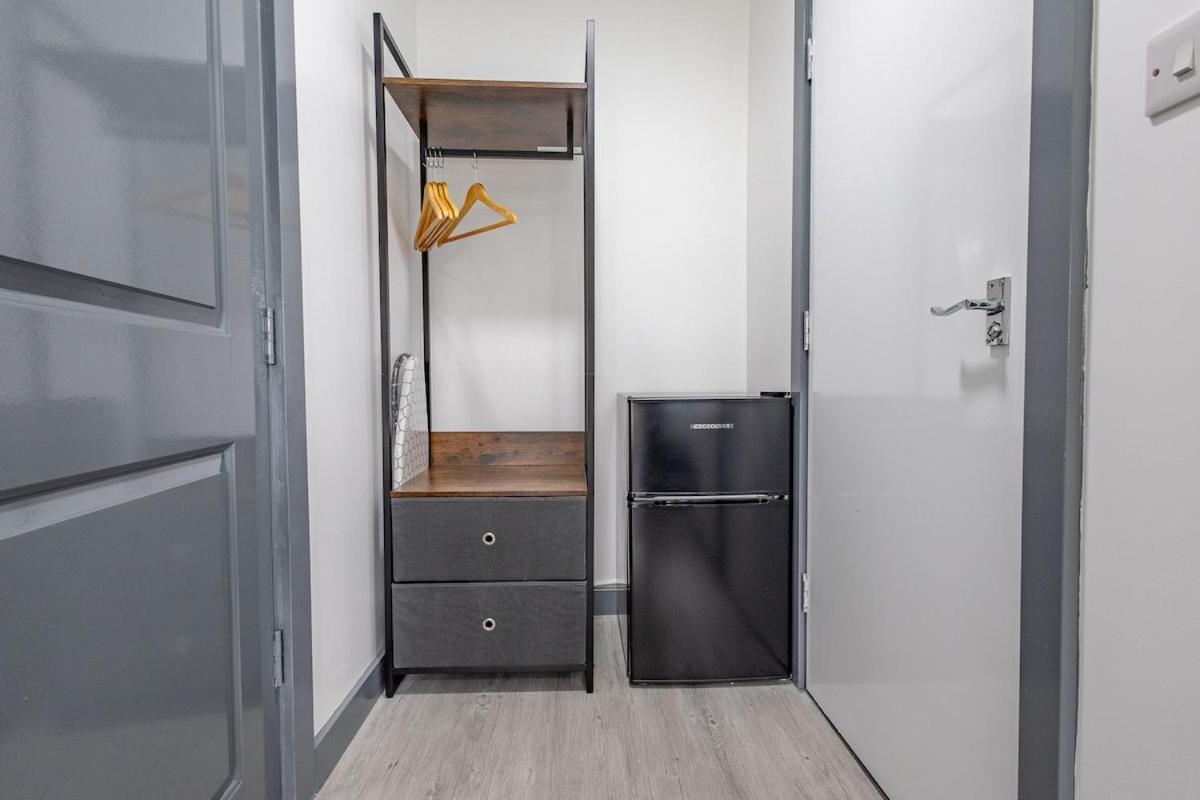 Holiday home Premium Serviced Nottingham, 4 Bedrooms, 5 Beds, 4 Bathrooms, Sleeps 7