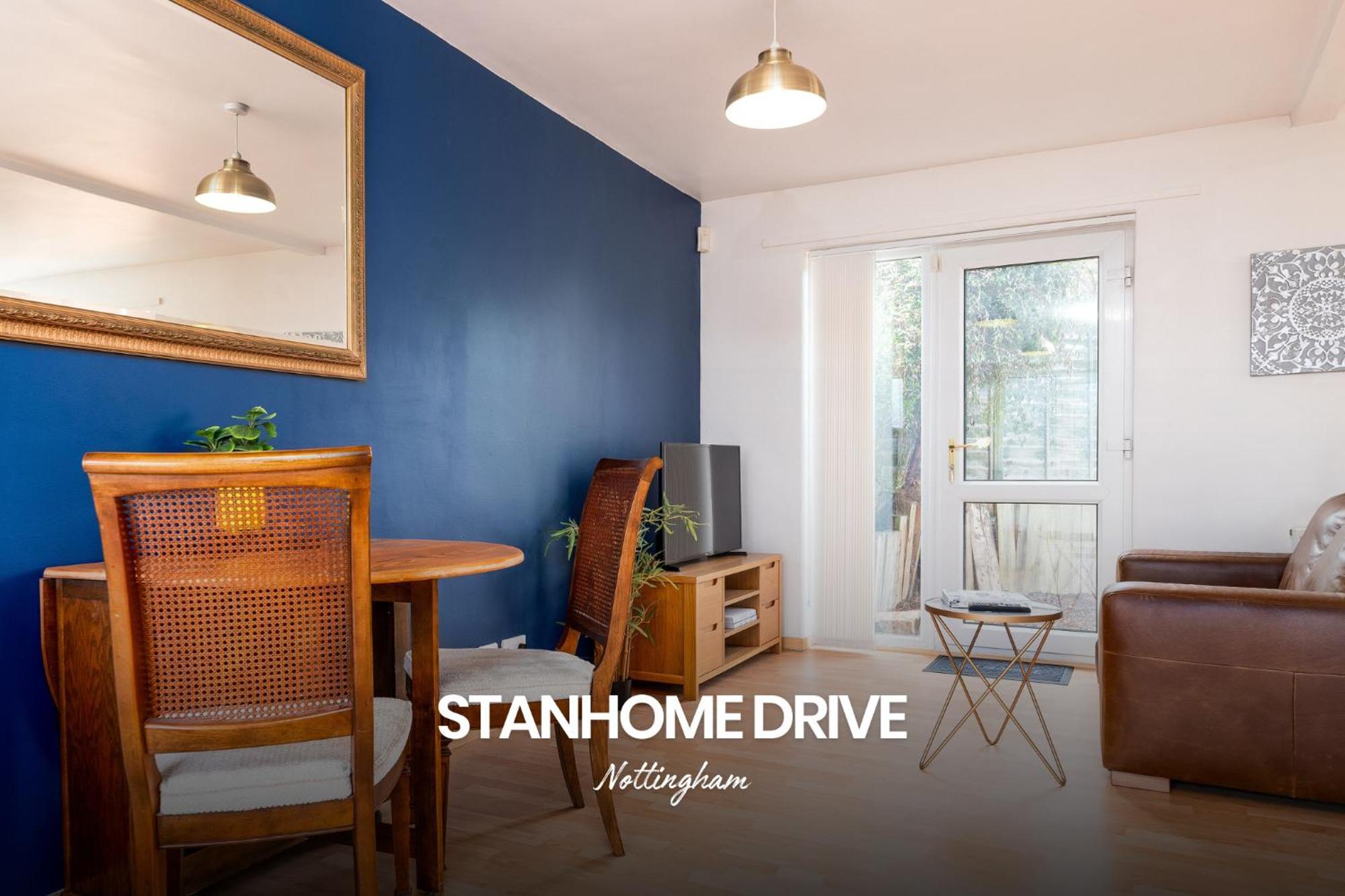 Bright And Warm 1-bed Annexe In West Bridgford, By Renzo, Free Driveway Parking!