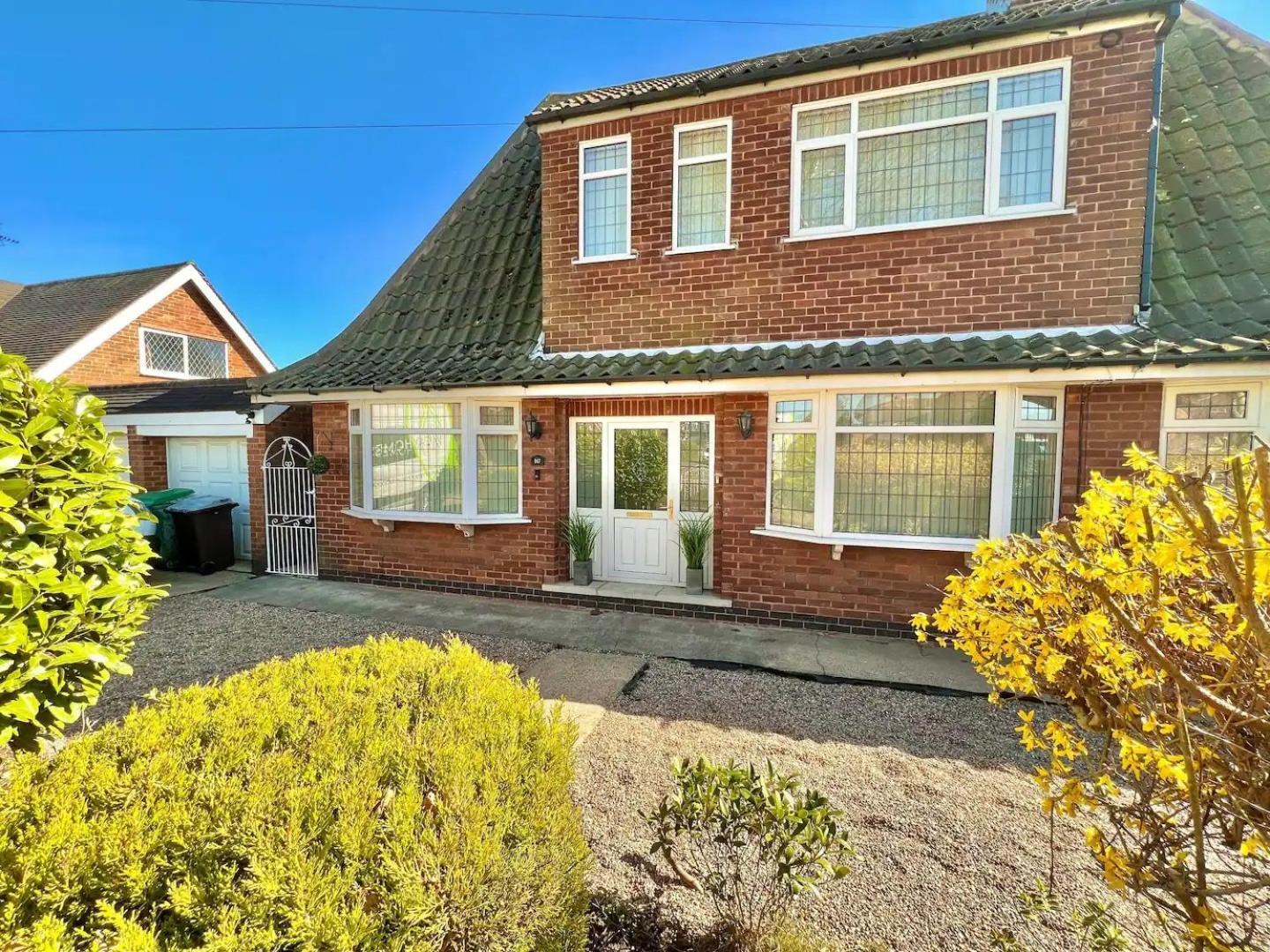 Bramcote Lane Luxury Apartment *