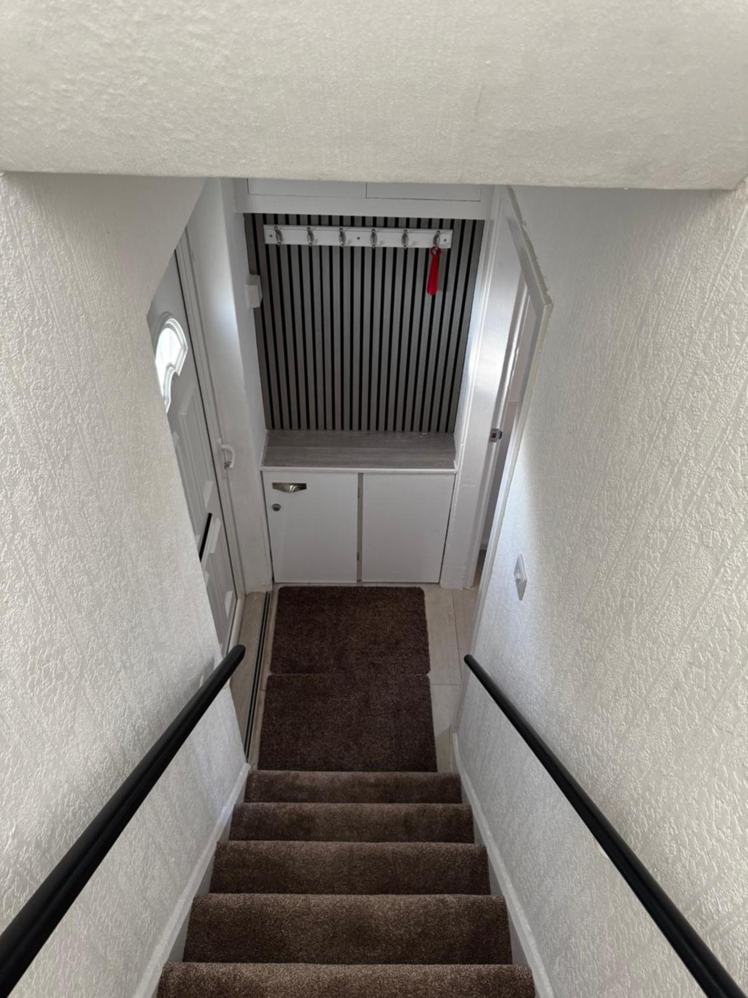 Cosy Retreat On Seaton Crescent - Free Off-street Parking For 5 Cars, Wifi-500mb, Families & Contractors, Close To M1 Jct 26 Holiday home Nottingham