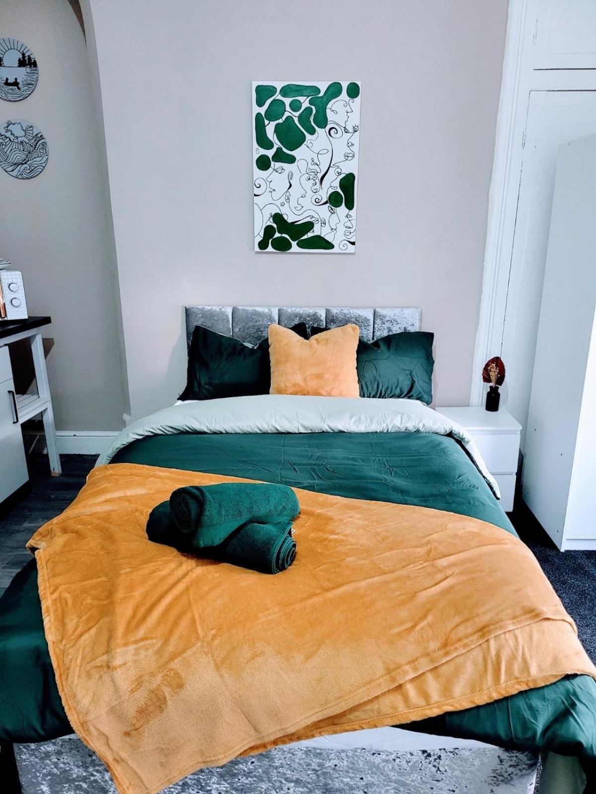 Comfortable - 54 Burns Street * Nottingham