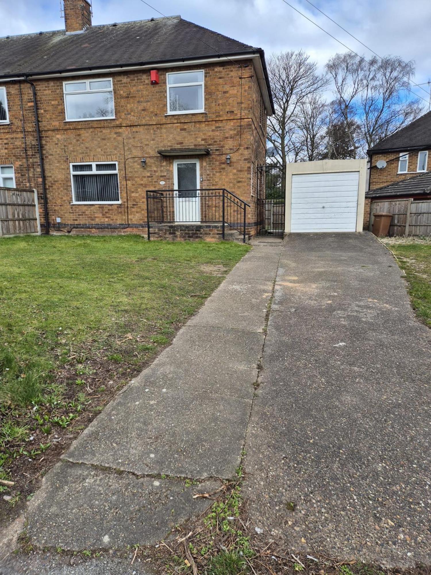 Perry House! Sleeps 7,ideal For Contractors & Business Stays, Large Driveway With & Car Parking
