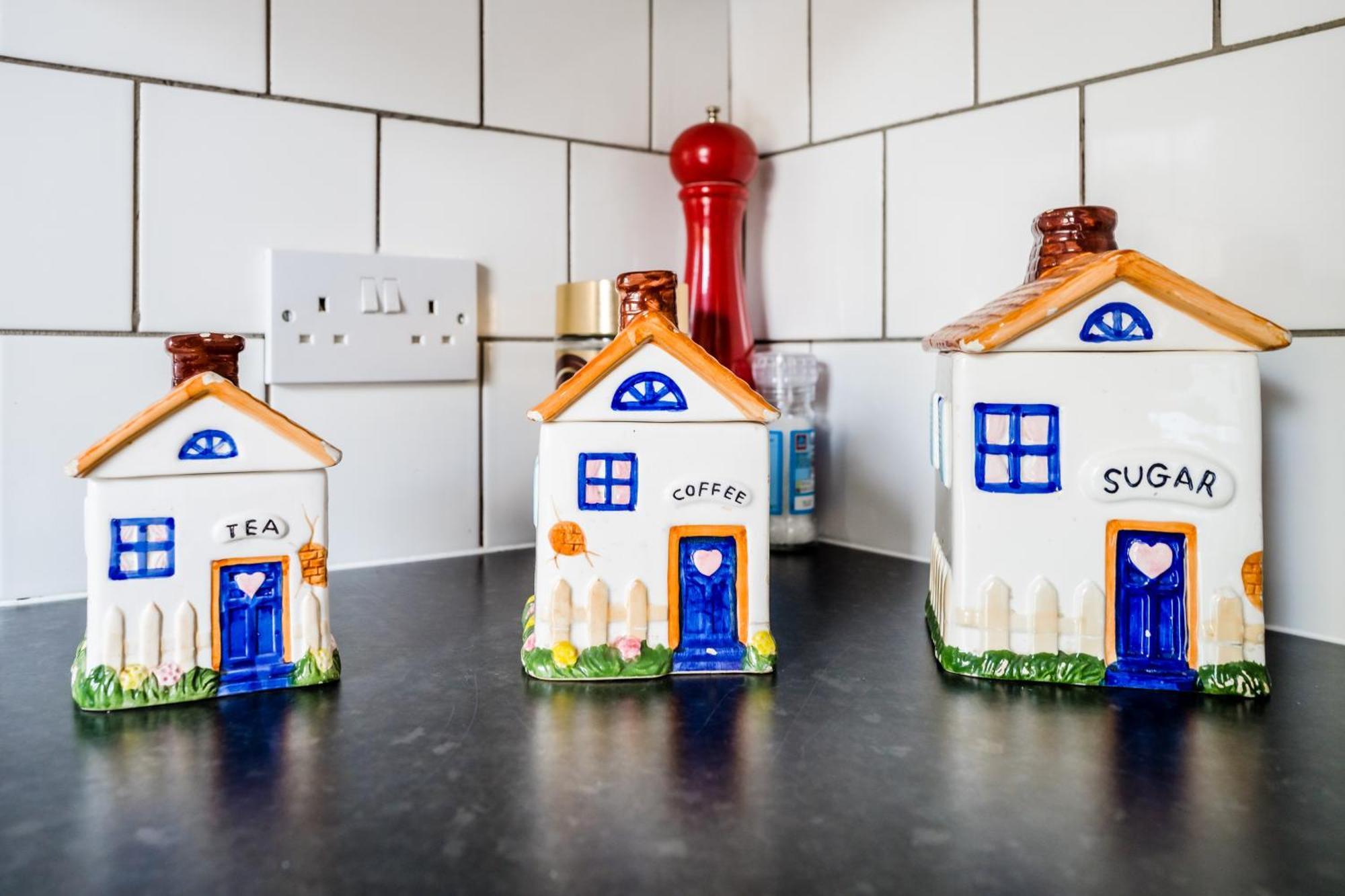 Lily's With Parking Holiday home Nottingham