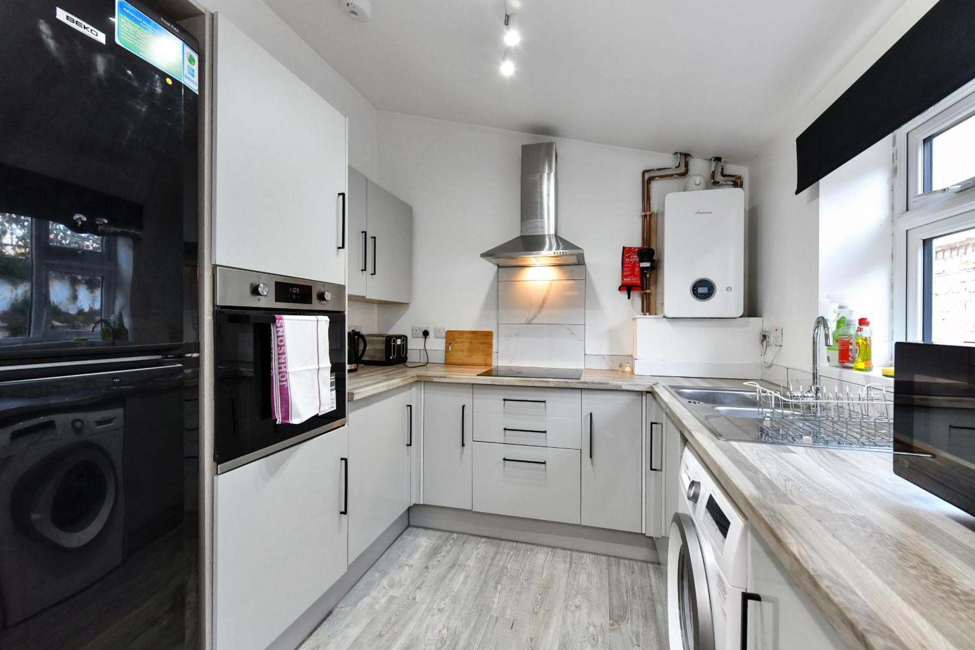 2-bed Close To Town Centre And Transport Nottingham