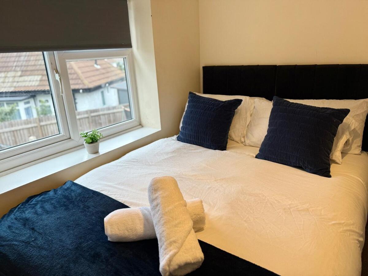 Your Peaceful Haven On Middleton Boulevard - Near Wollaton Hall, Nottingham University, City-Centre & Qmc - Sleeps 9