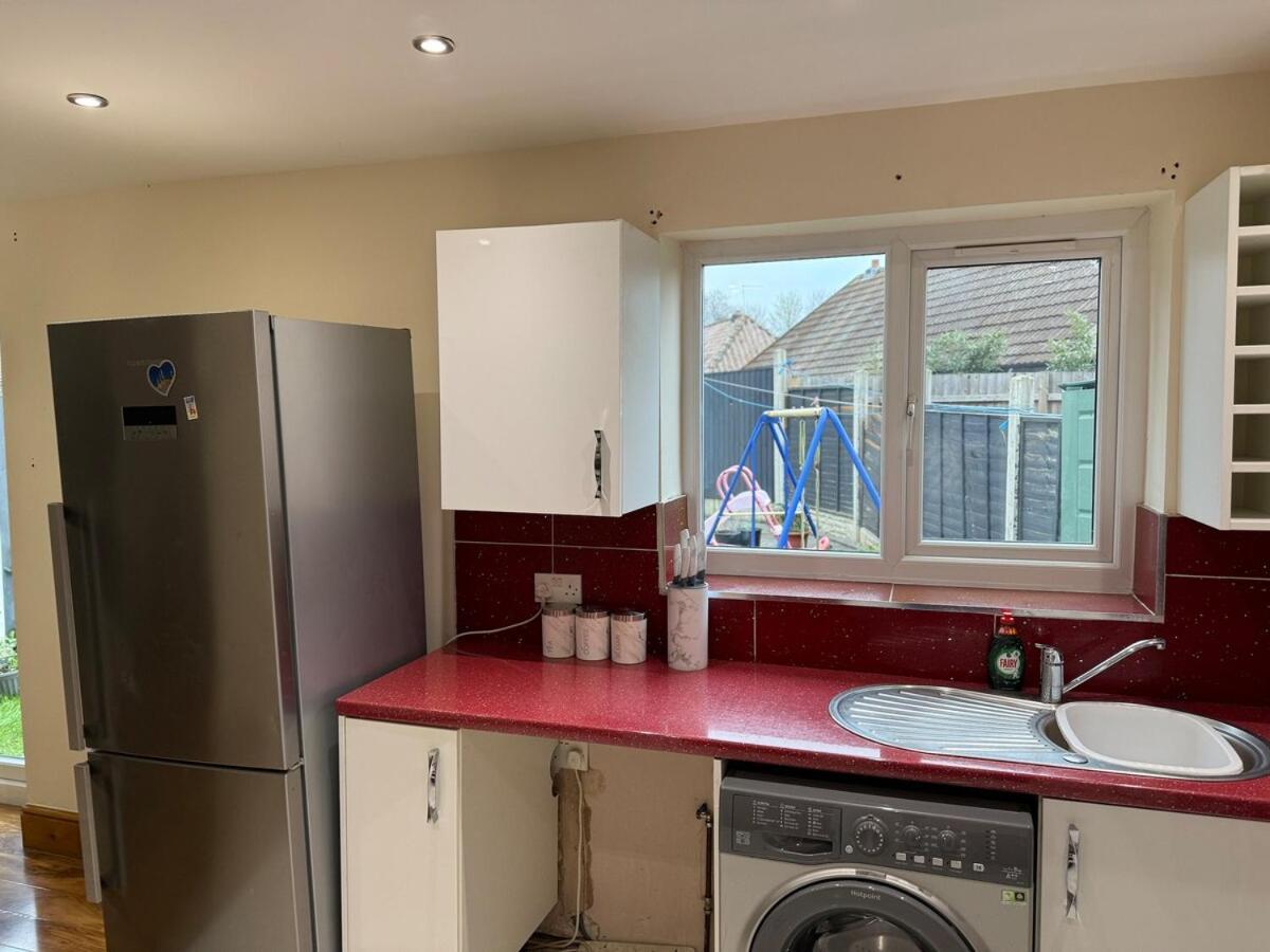 Your Peaceful Haven On Middleton Boulevard - Near Wollaton Hall, Nottingham University, City-Centre & Qmc - Sleeps 9