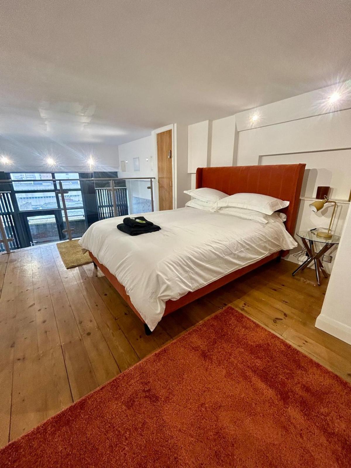 Apartment Sky Centre With Parking *