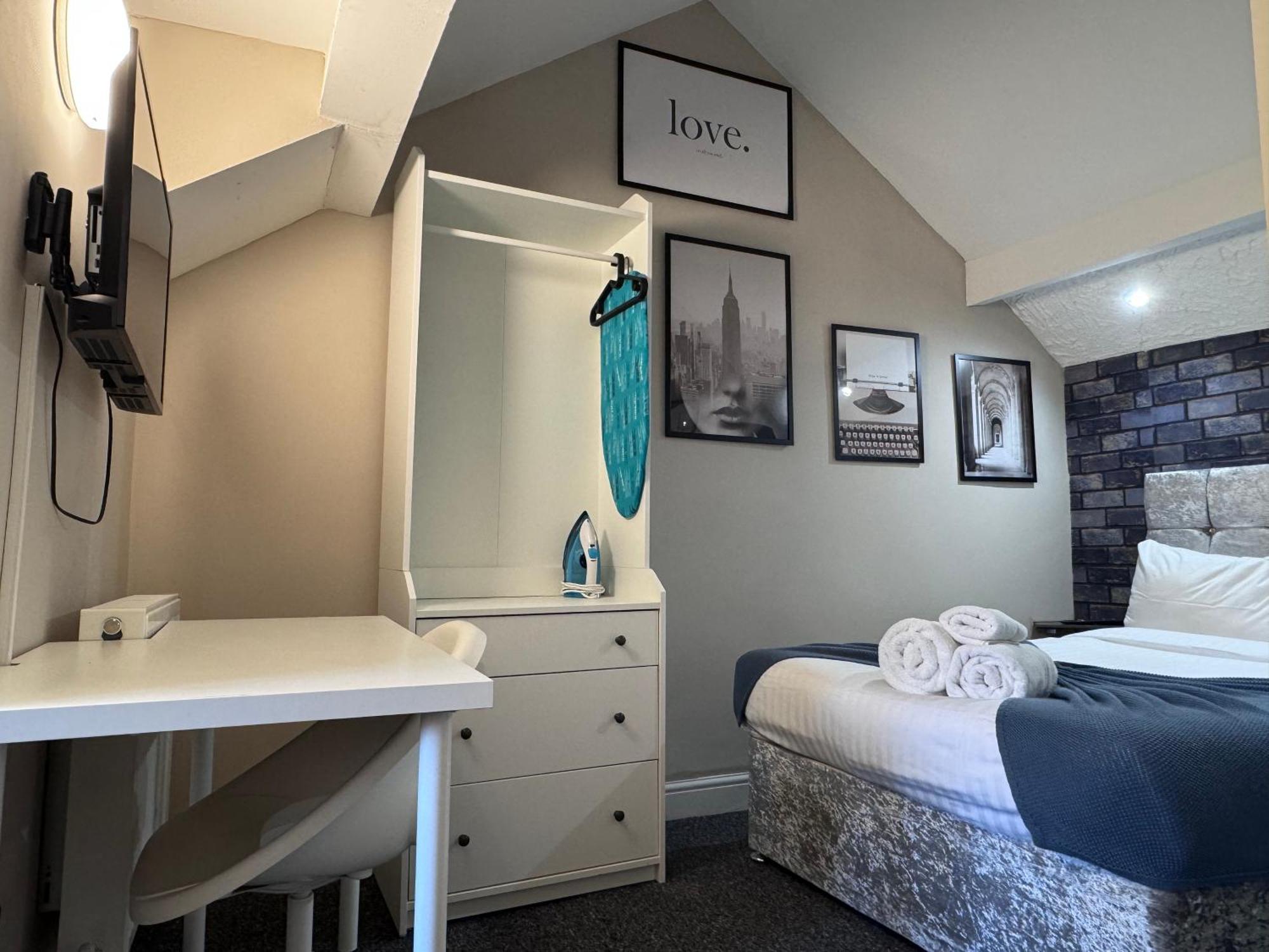 Modern Self Contained * Nottingham