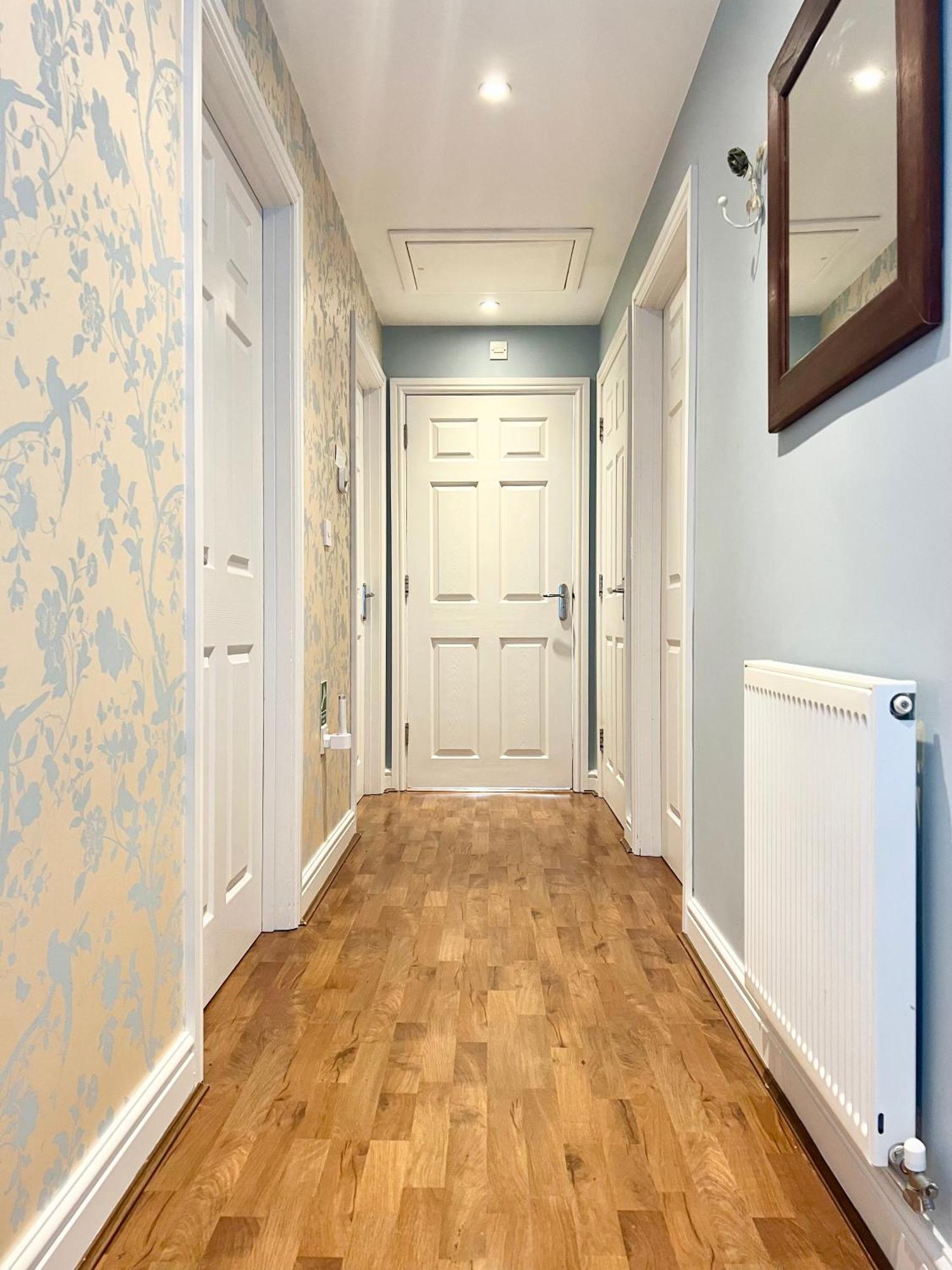 Apartment The Orchid-central Beeston-private Apartment-smarttv-free Wi-fi-tram-parking