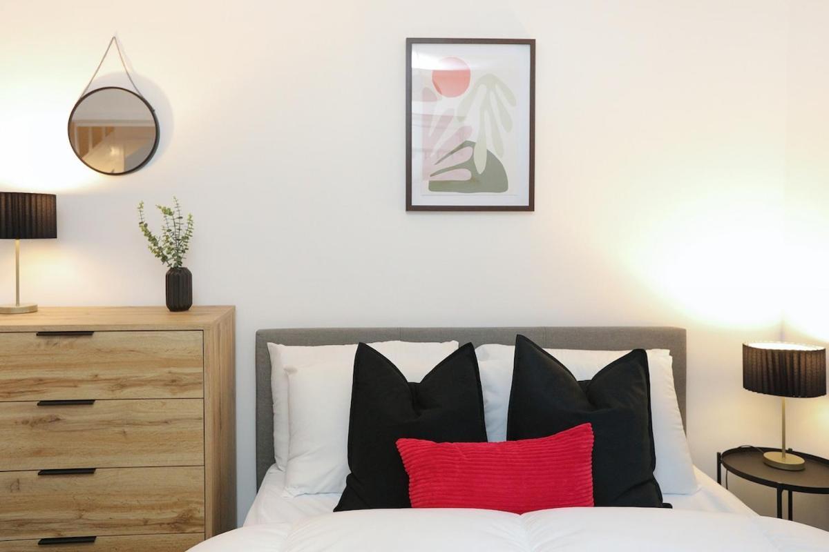 Apartment Stunning 4 Bed House In Op Hospital