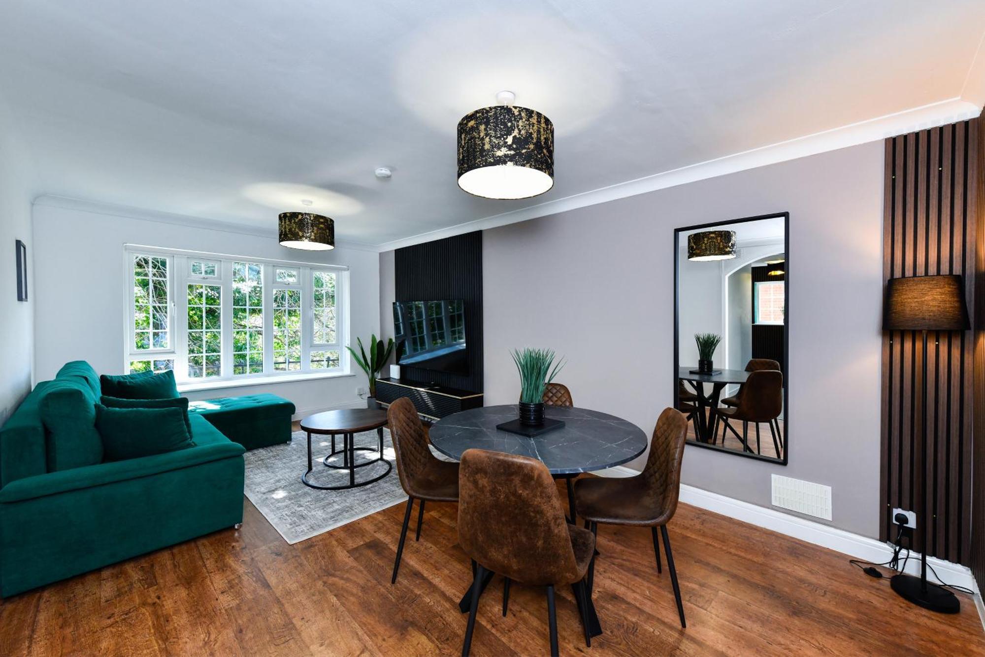 2-bed In Quiet Area, Easy & Transport Access
