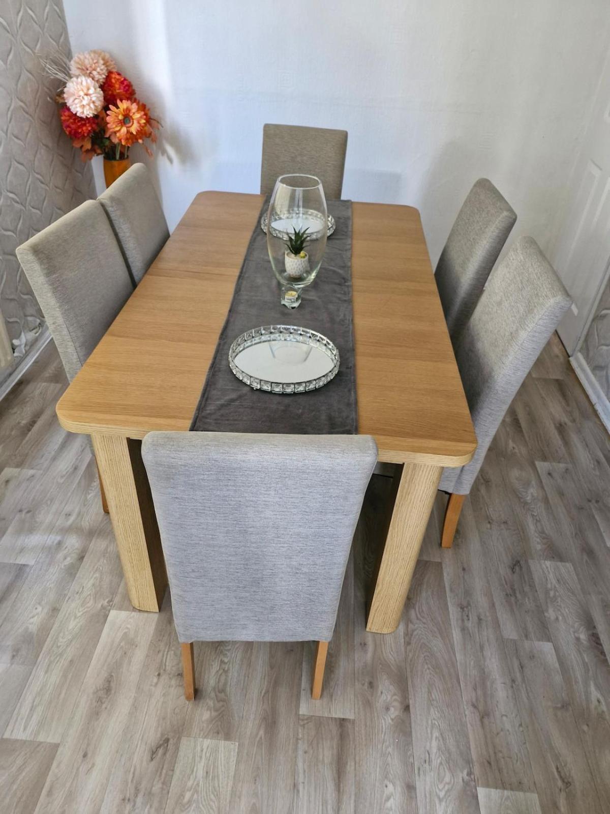 Holiday home Spacious Three Bed-room House *