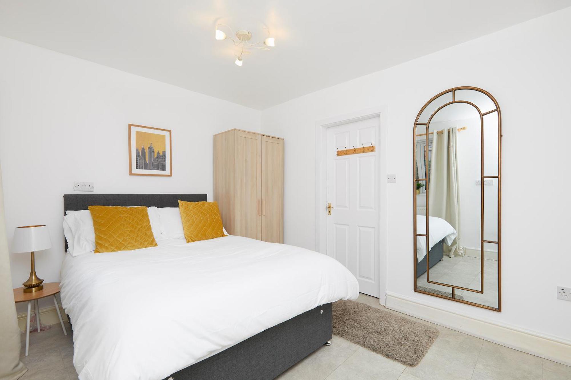 Apartment 3 Bed Notts Centre Town House - Free Parking Nottingham