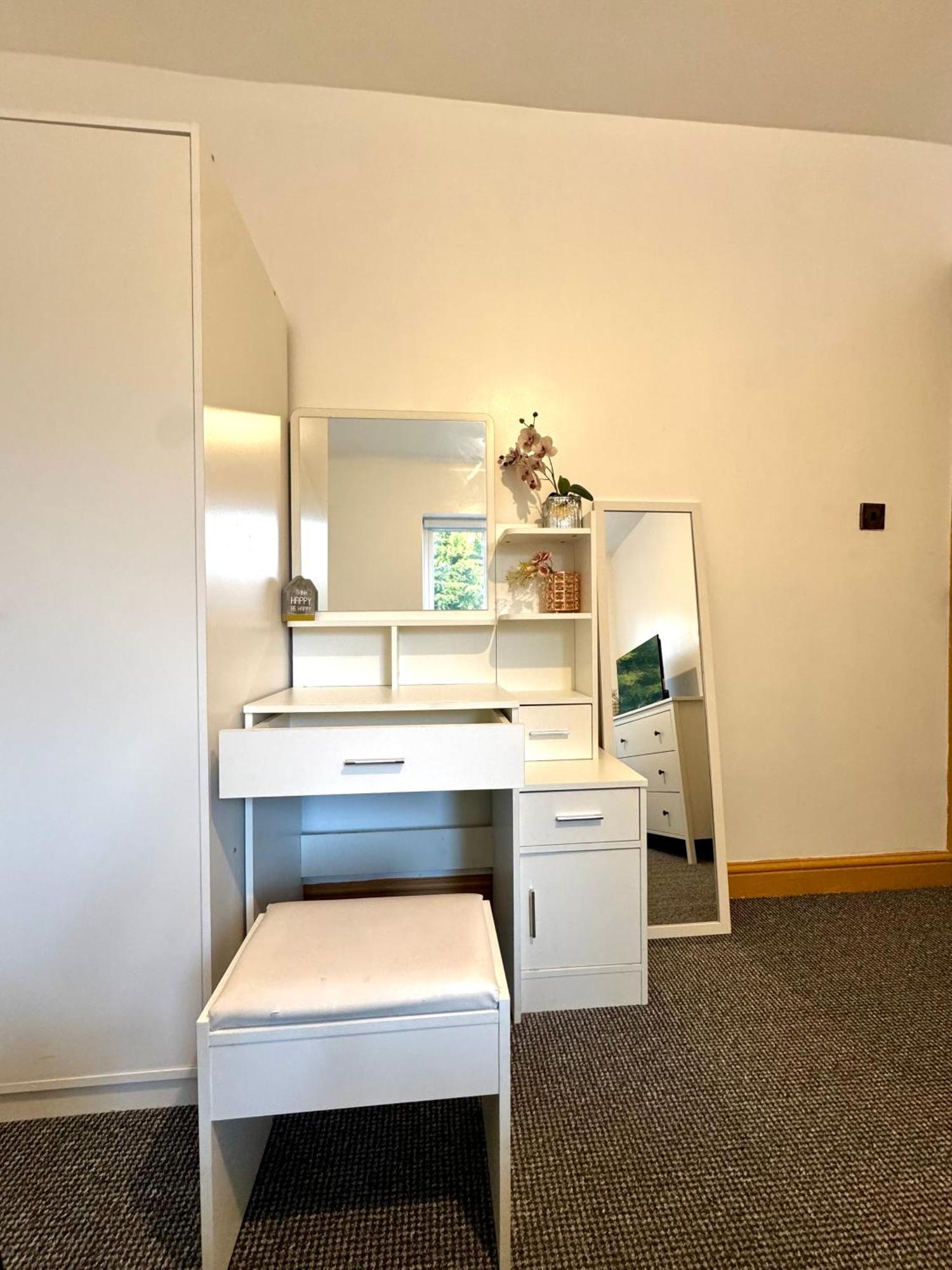 Fortune Havens- Book Entire 3bdr Or Private *