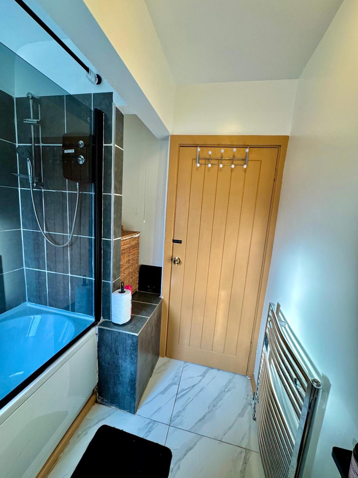 Fortune Havens- Book Entire 3bdr Or Private Homestay *