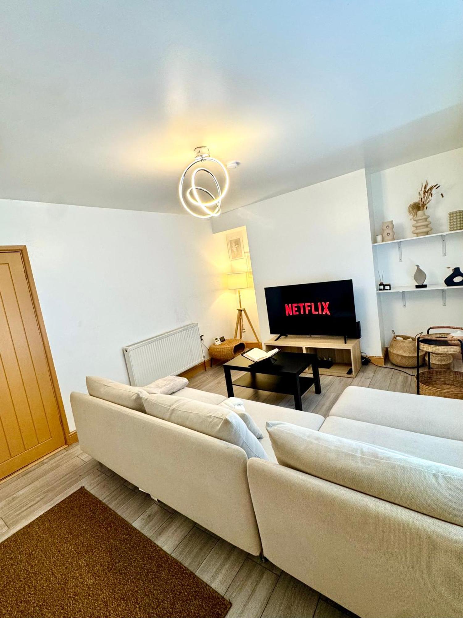 Fortune Havens- Book Entire 3bdr Or Private Nottingham