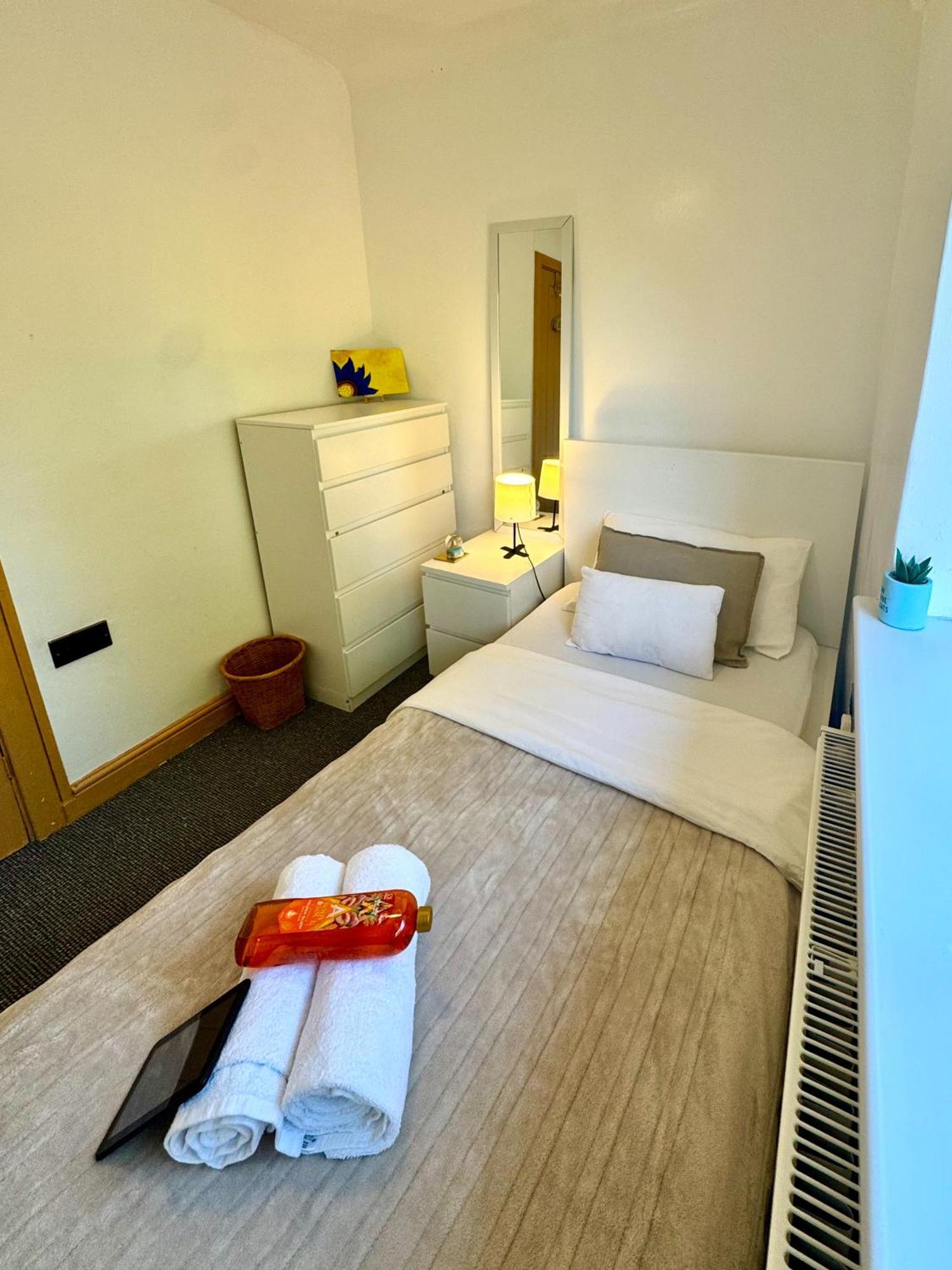 Homestay Fortune Havens- Book Entire 3bdr Or Private