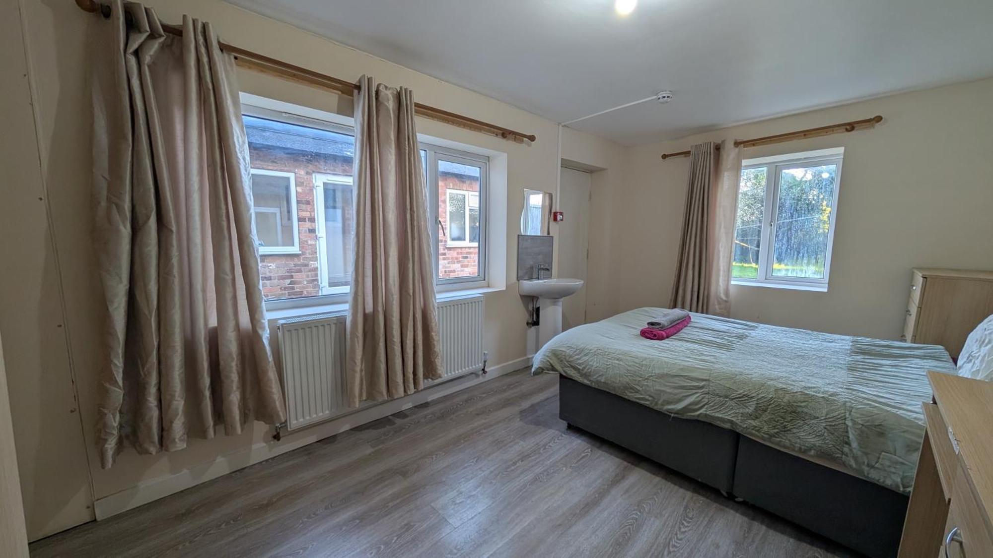 Homestay Big Double Bedroom Near Football And Cricket Ground And Railwaystation 59 Nottingham