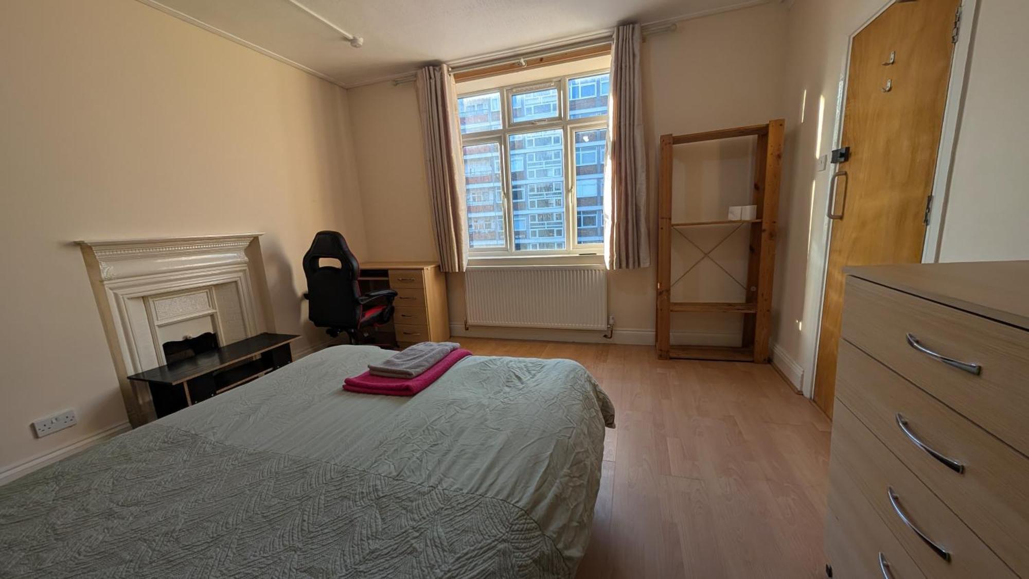 Big Double Bedroom Near Football And Cricket Ground And Railwaystation 59 * Nottingham