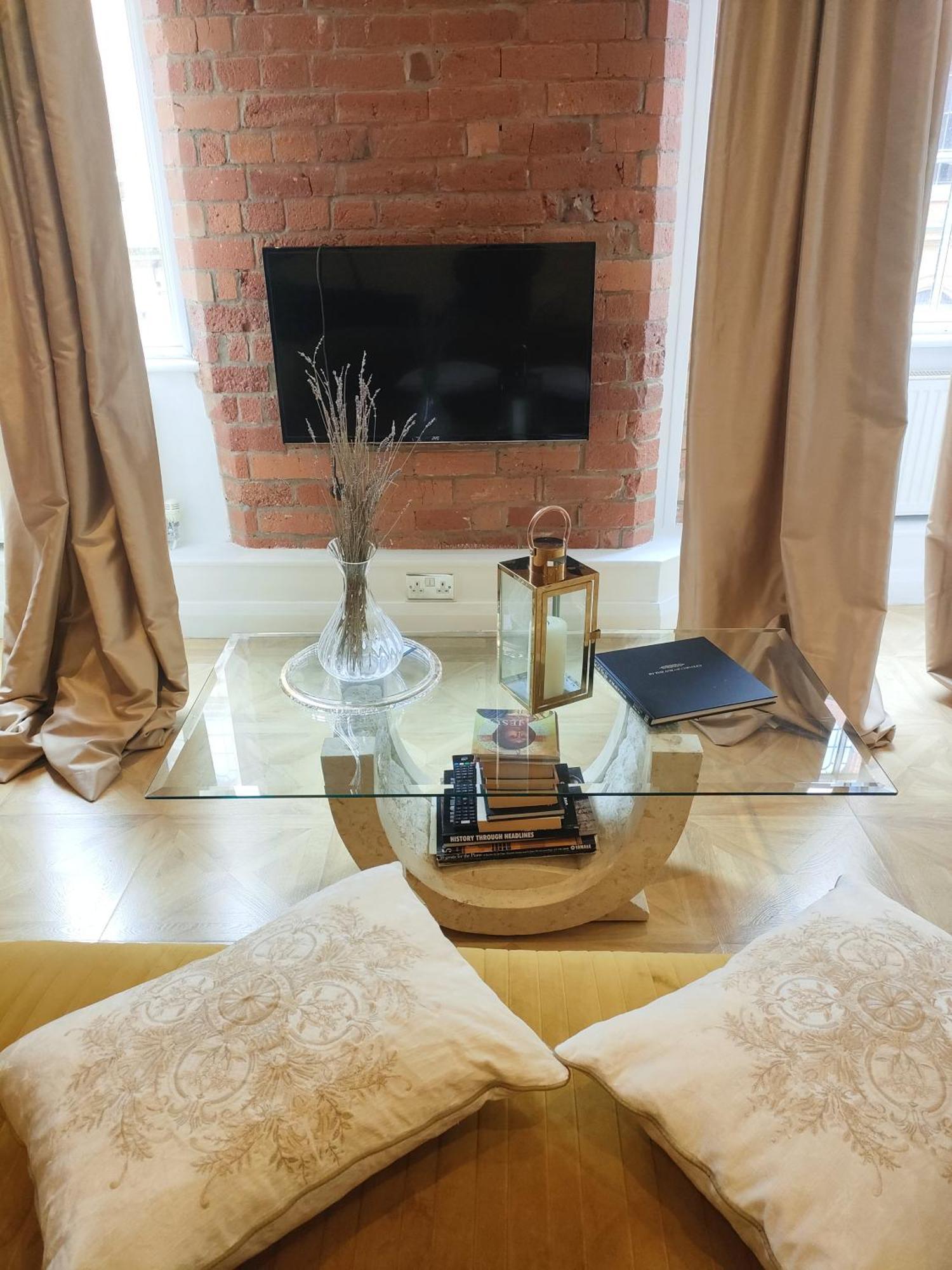 Versailles Apartment