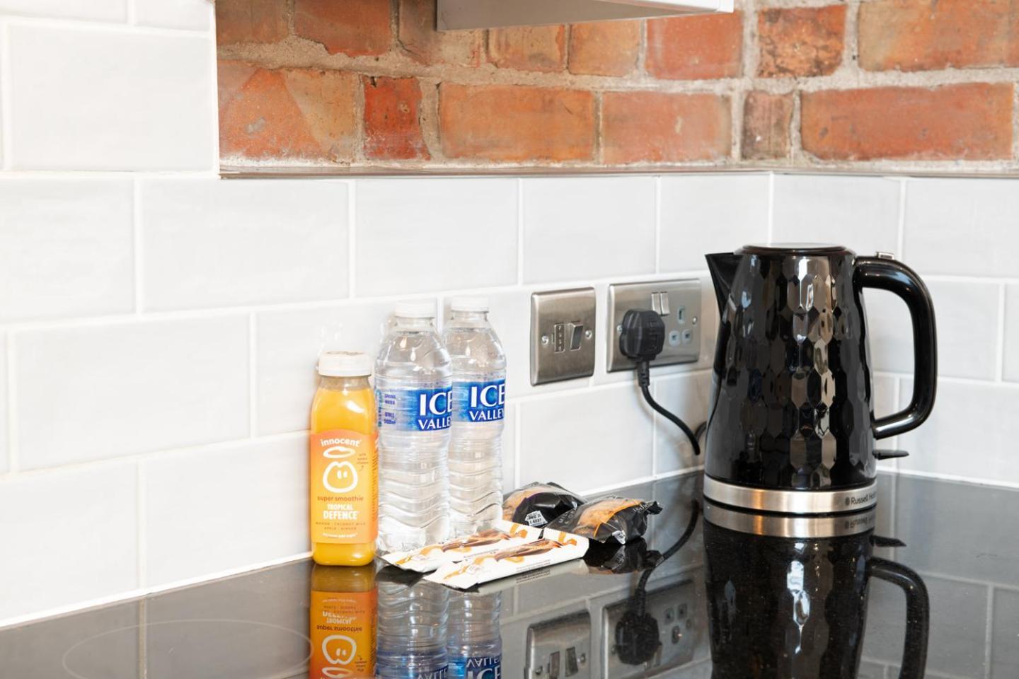 Apartment Luxury 2 Bed, 2 Bath Centre *