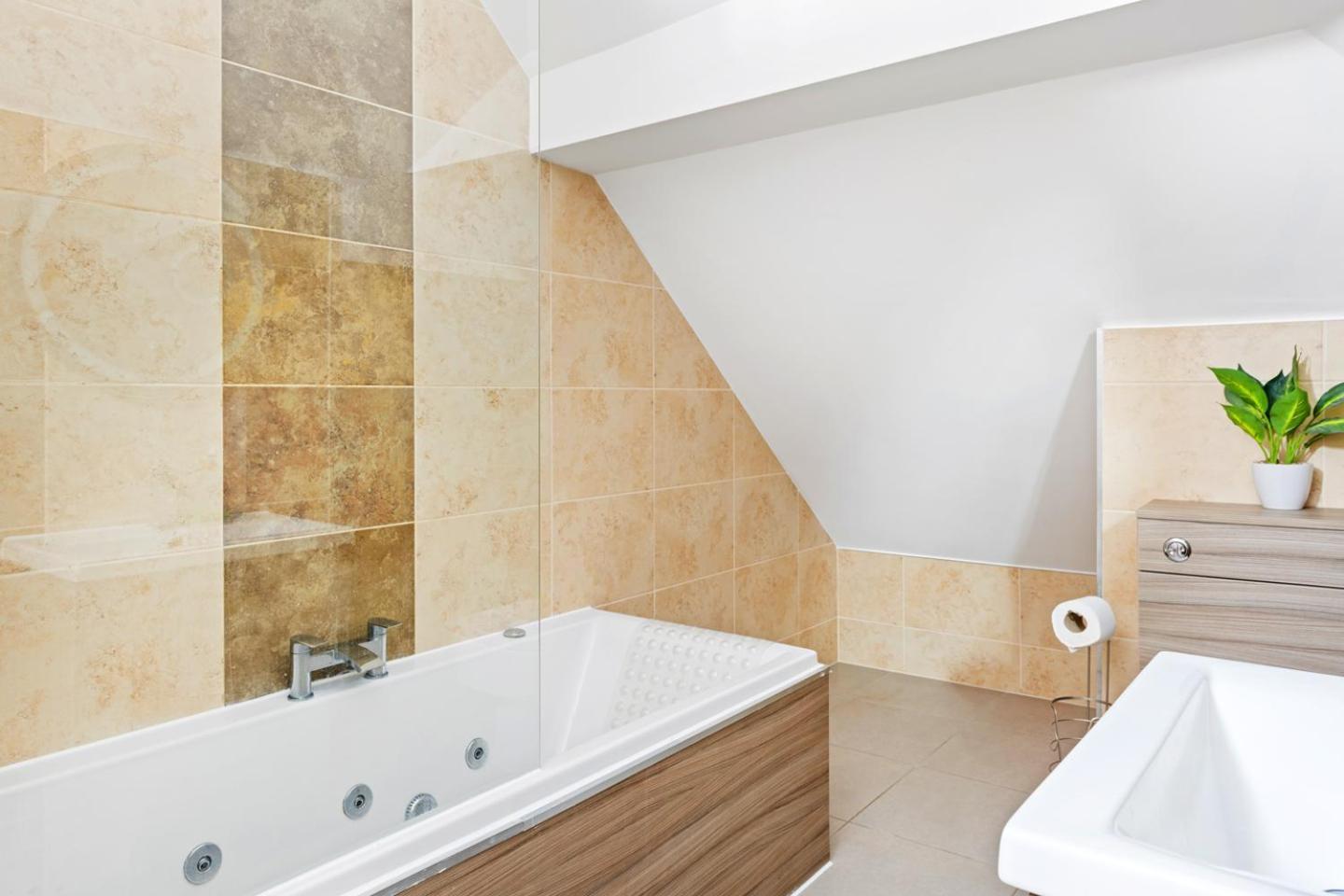 Luxury 2 Bed, 2 Bath Centre Nottingham