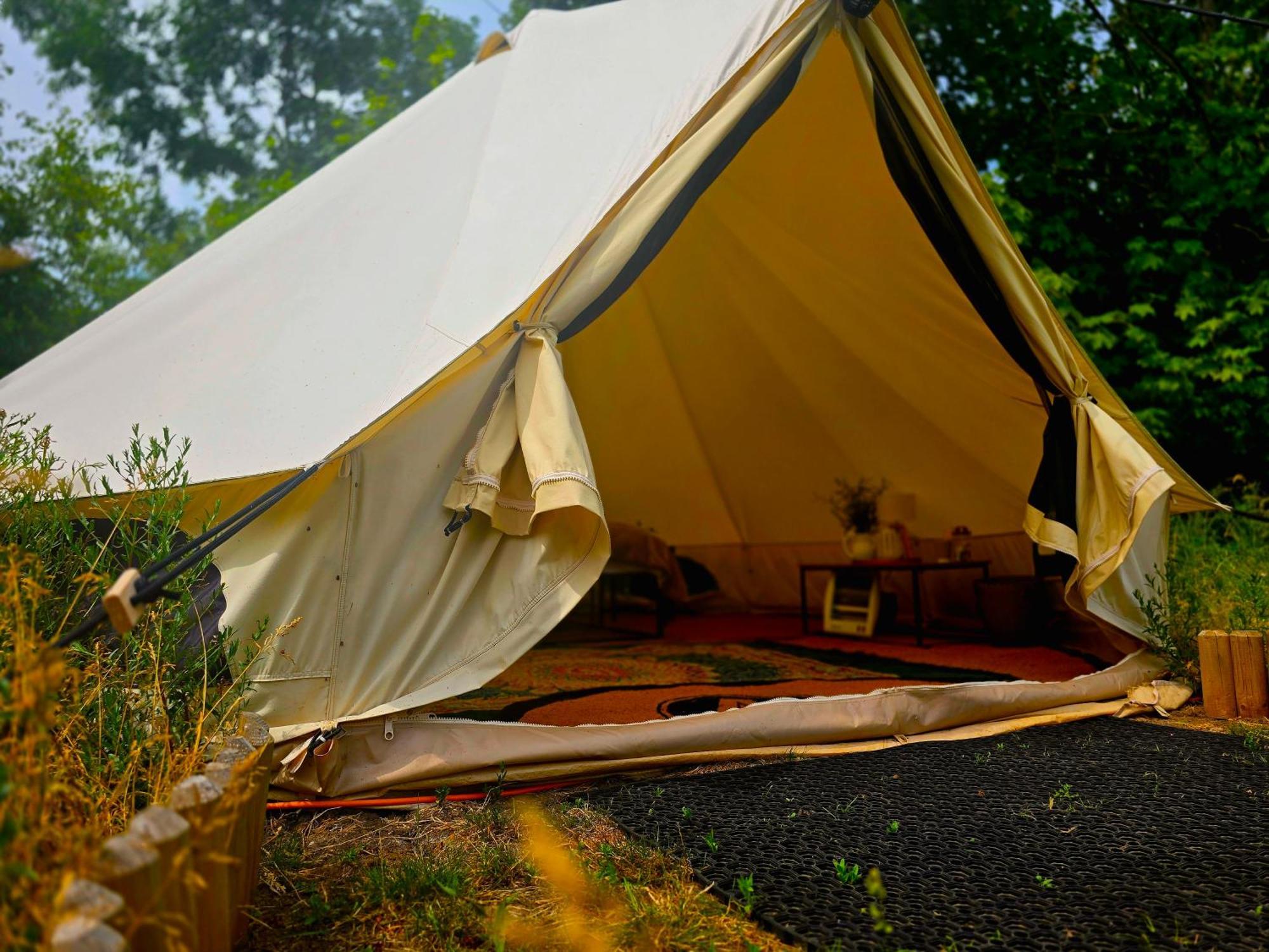 Bell Tent Village Luxury tent