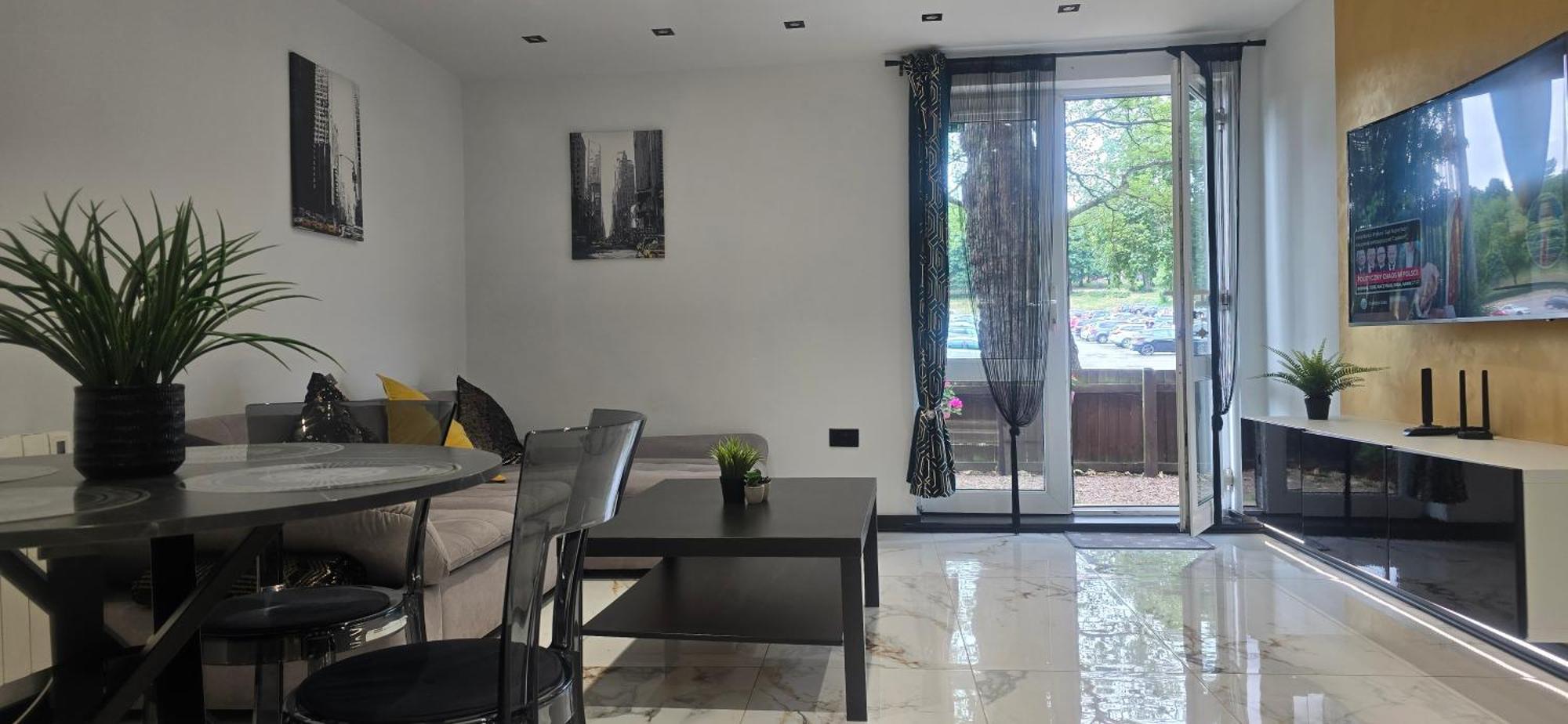 Jupiter Lux Spacious Terrace & Free Parking *