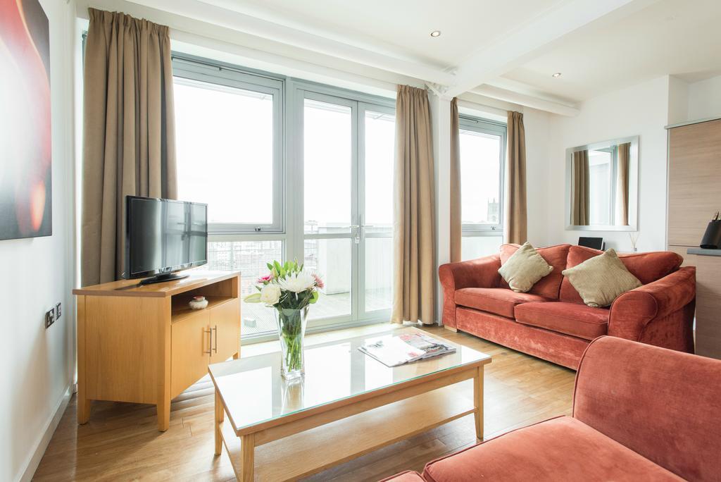 Aparthotel Premier 4*